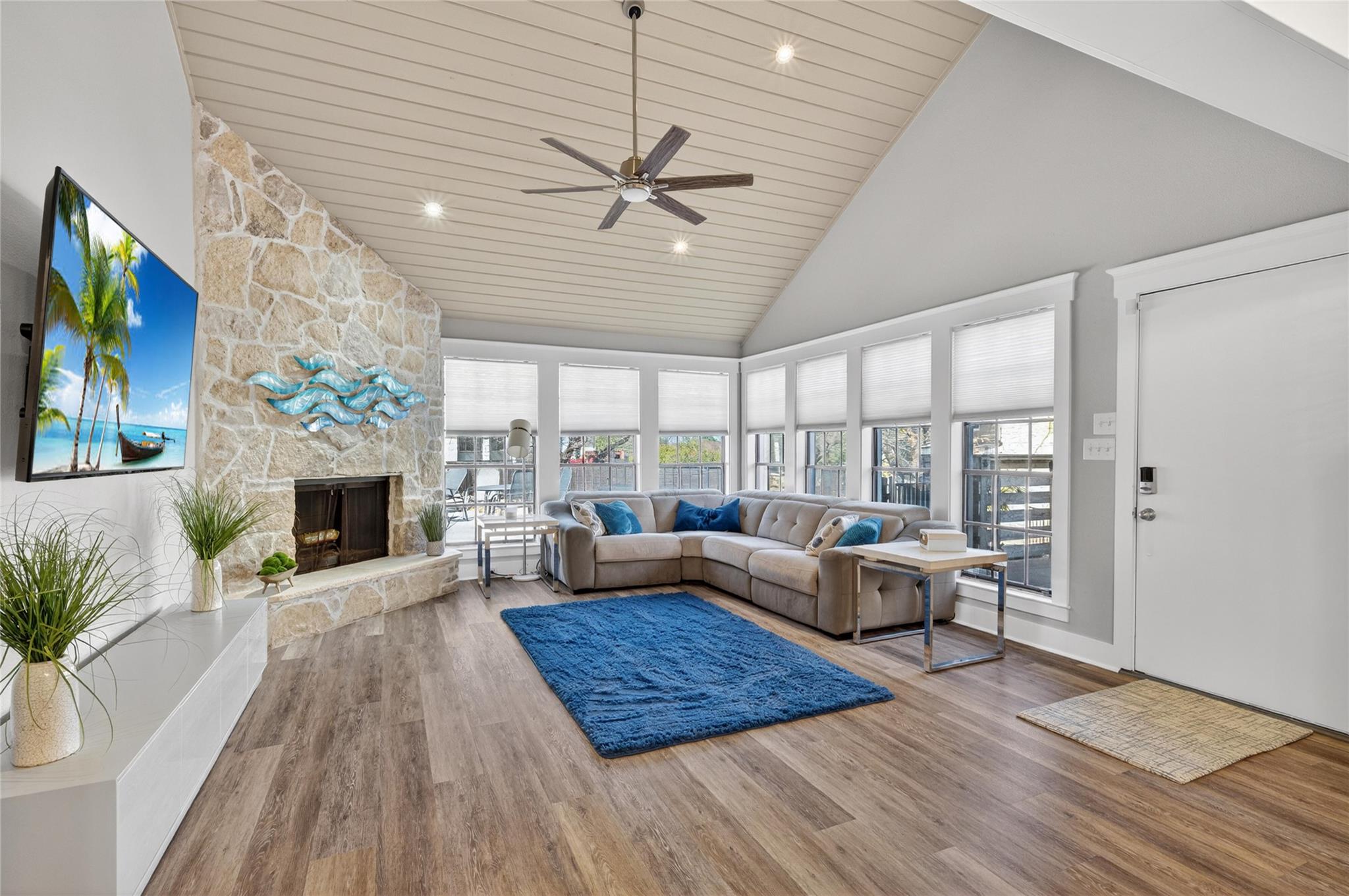 405 Short Circuit # 5, Horseshoe Bay, TX 78657