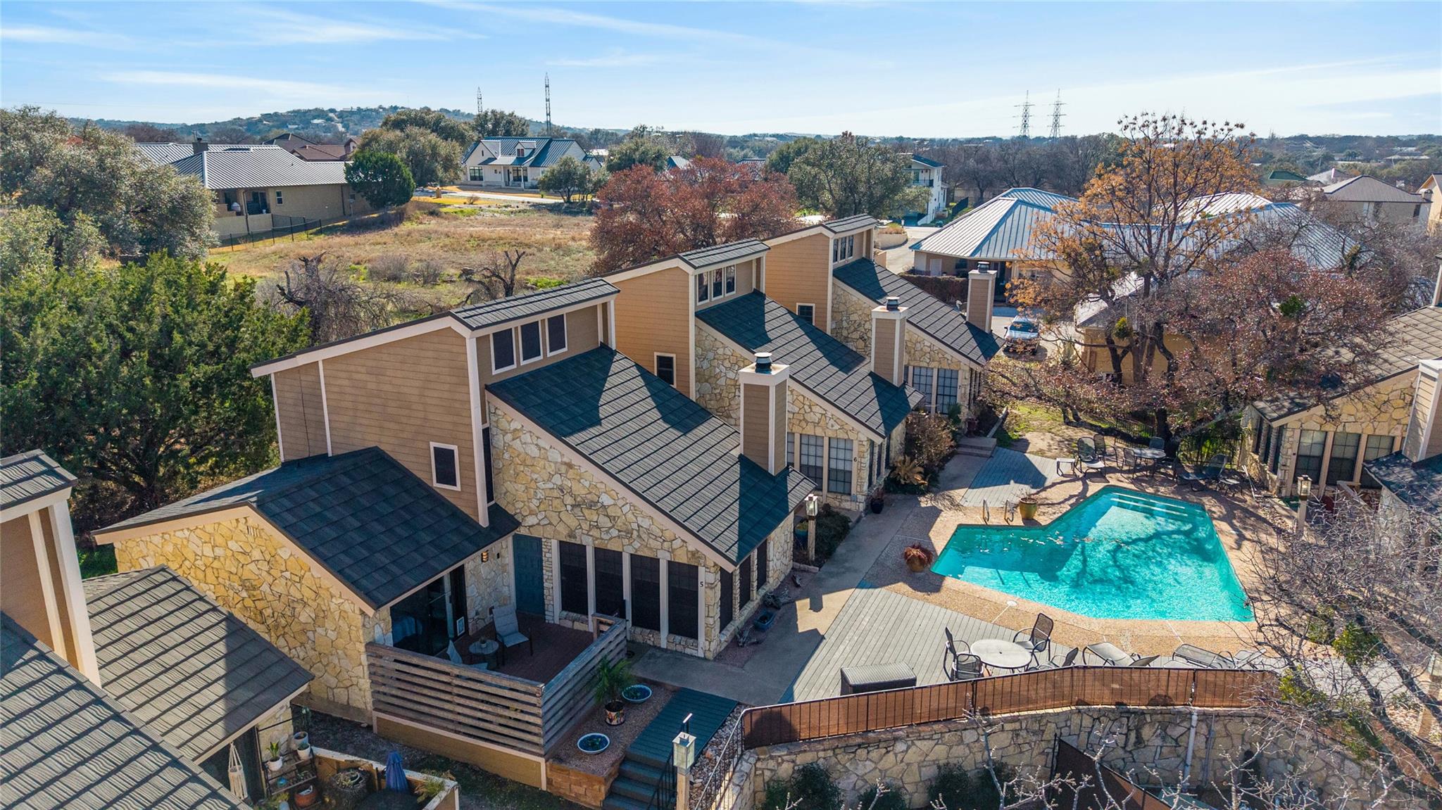 405 Short Circuit # 5, Horseshoe Bay, TX 78657