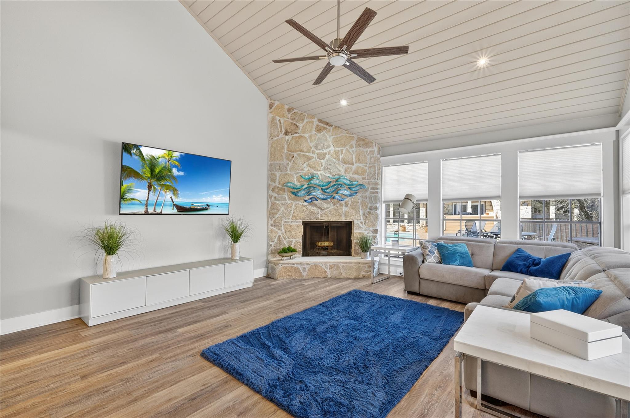 405 Short Circuit # 5, Horseshoe Bay, TX 78657