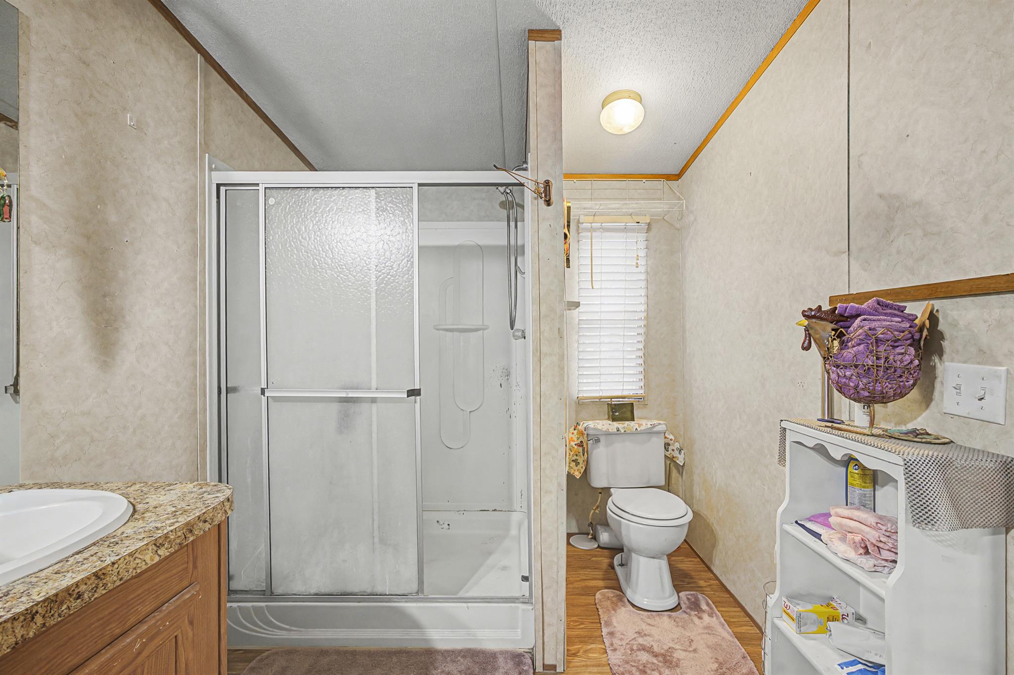 105 S Austin Dr, Paige, TX 78659