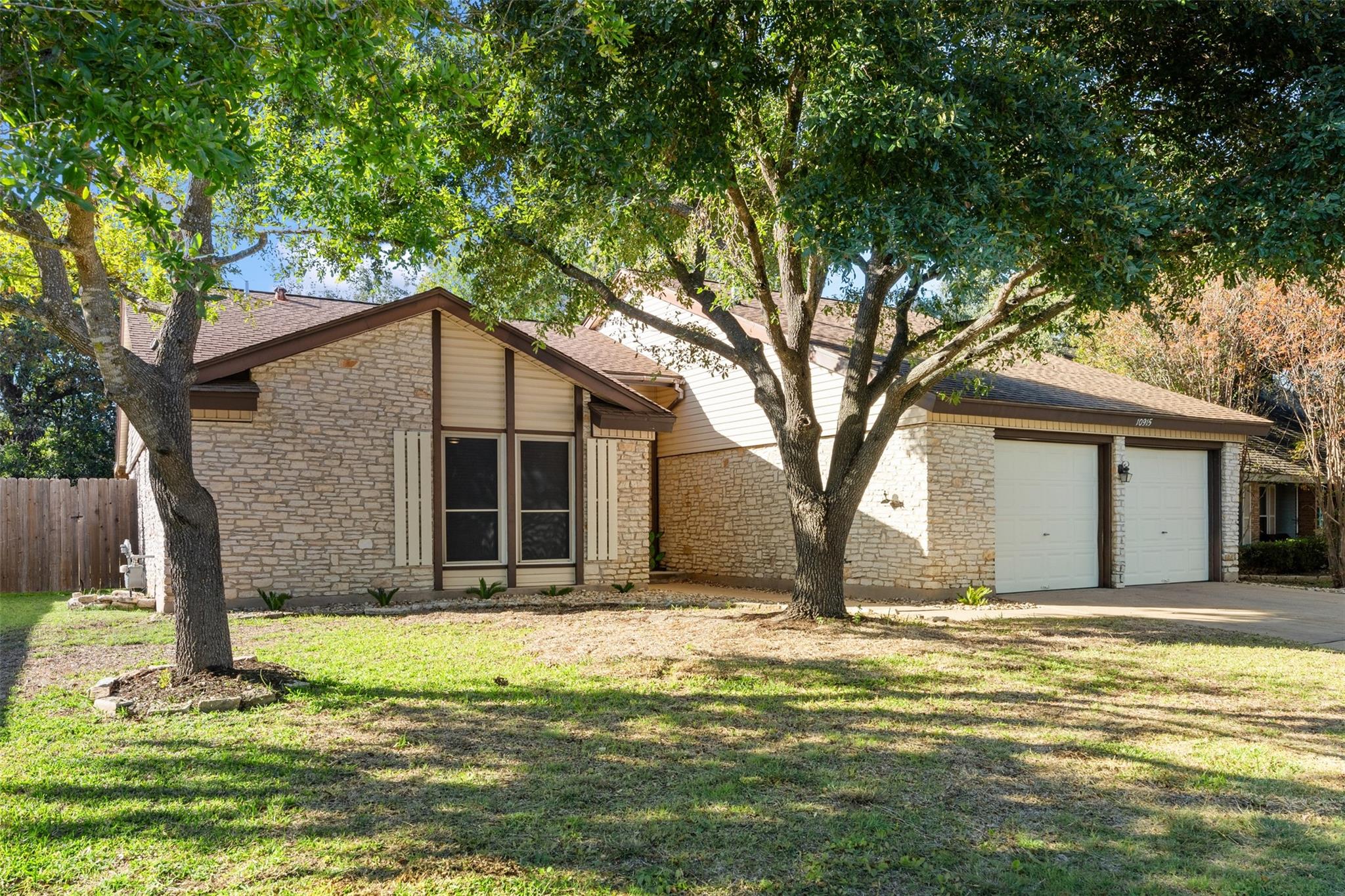 10915 Thicket Trl, Austin, TX 78750