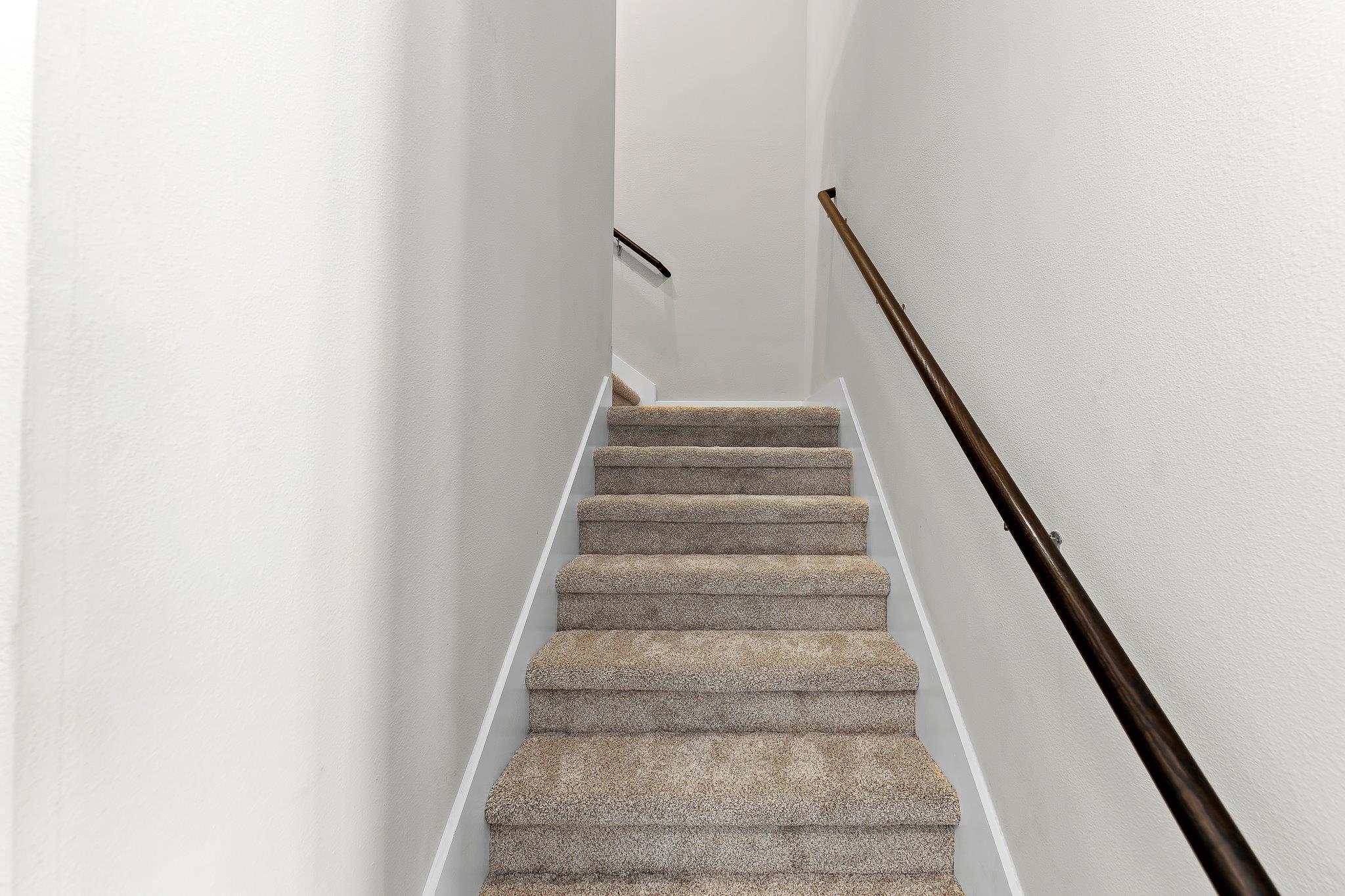 13800 Lyndhurst St # 211, Austin, TX 78717