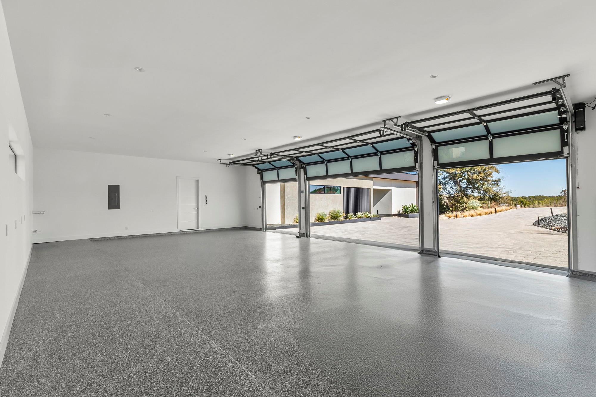 1702 Moonlight Trce, Spicewood, TX 78669