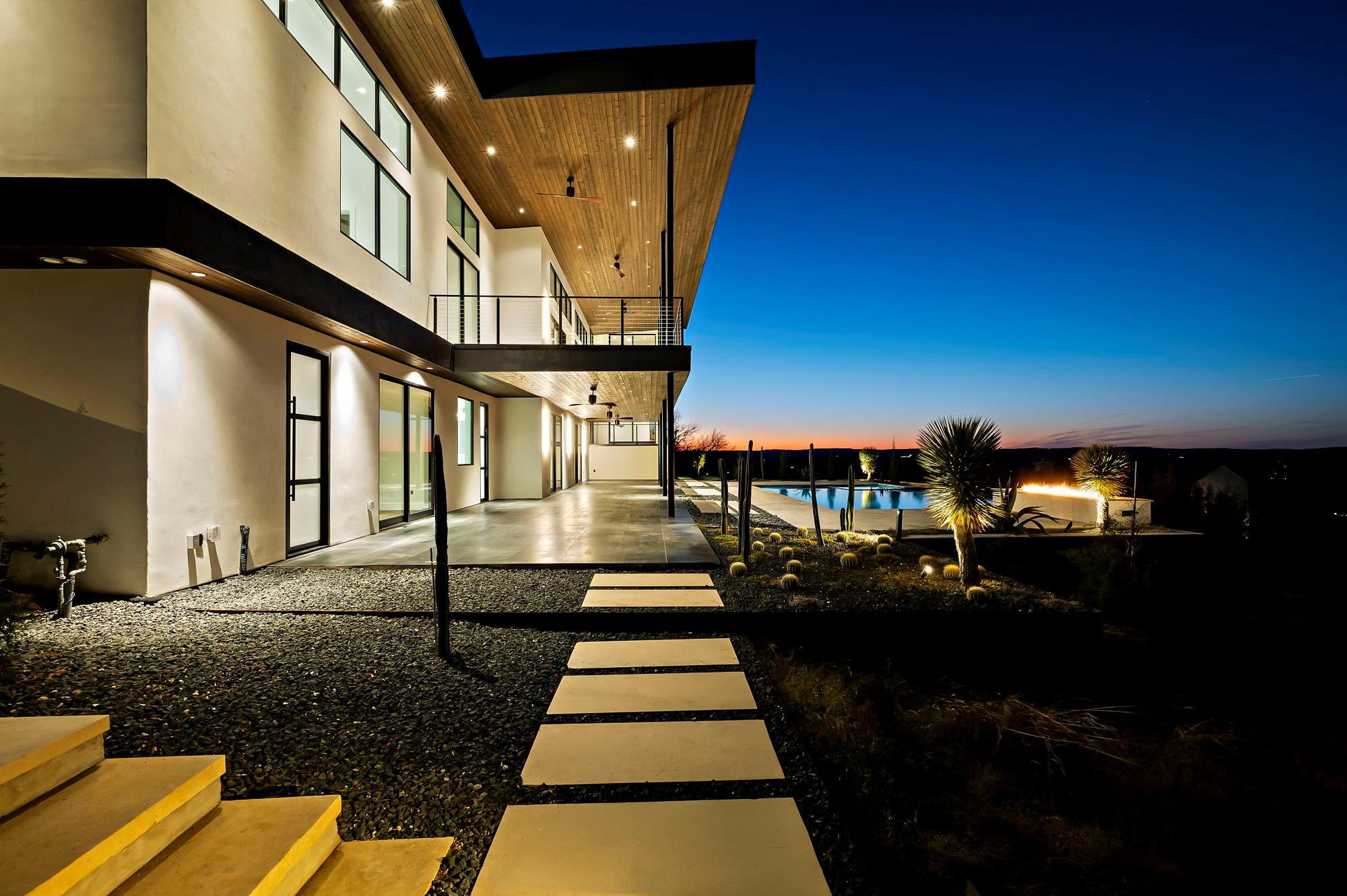 1702 Moonlight Trce, Spicewood, TX 78669