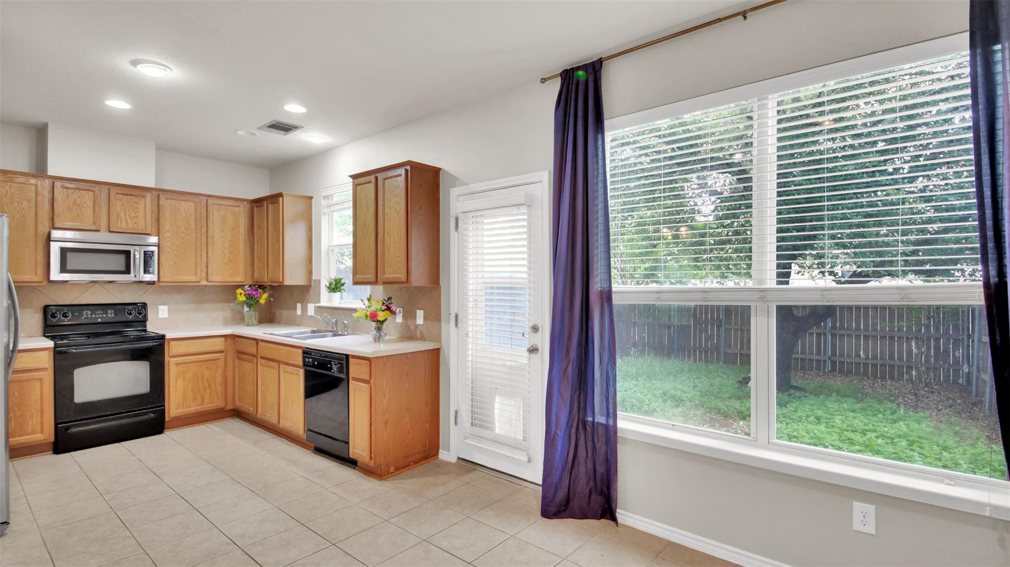 73 Verde Ranch Loop, Leander, TX 78641