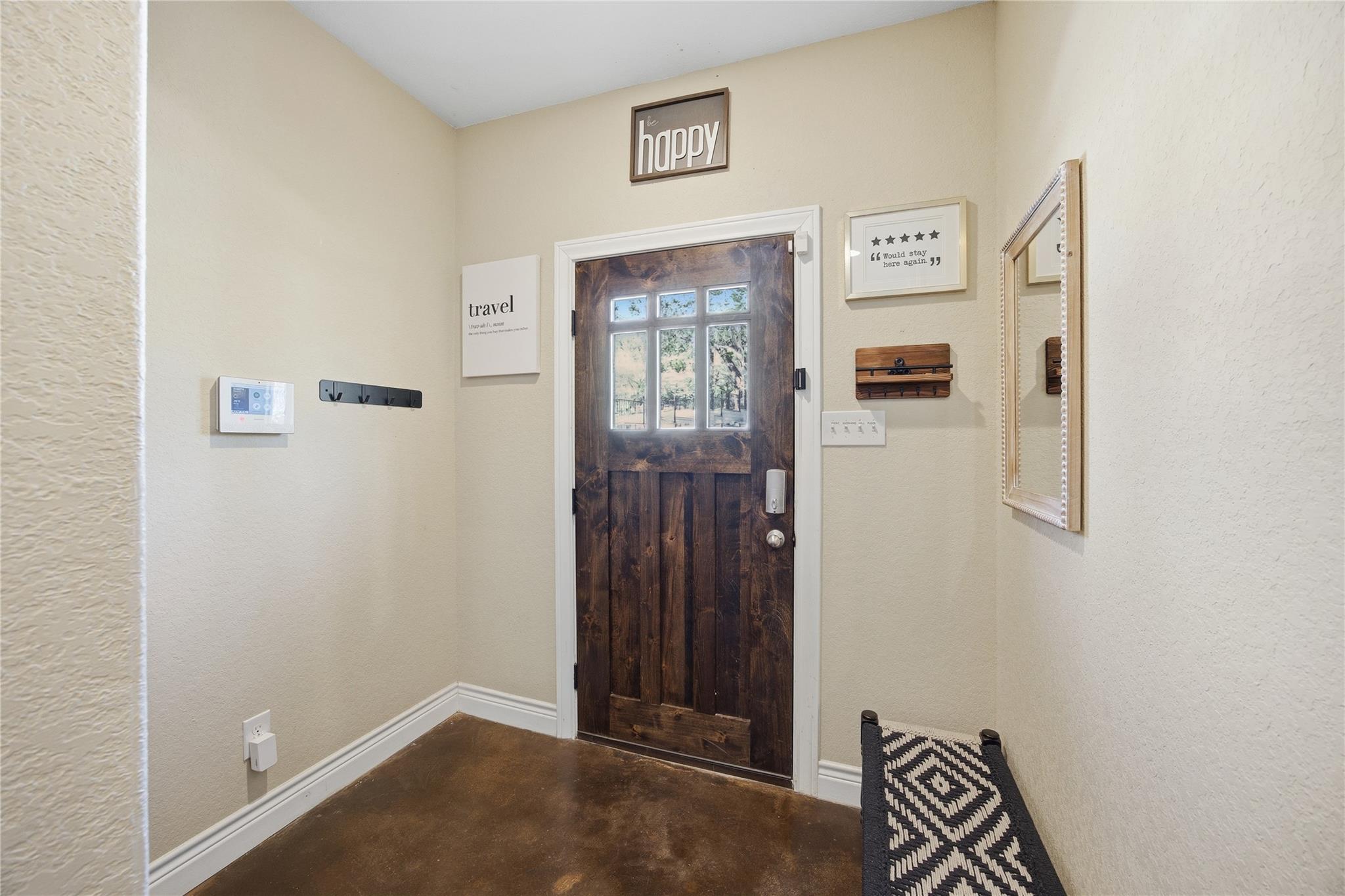 1748 Lakeshore Dr, Canyon Lake, TX 78133