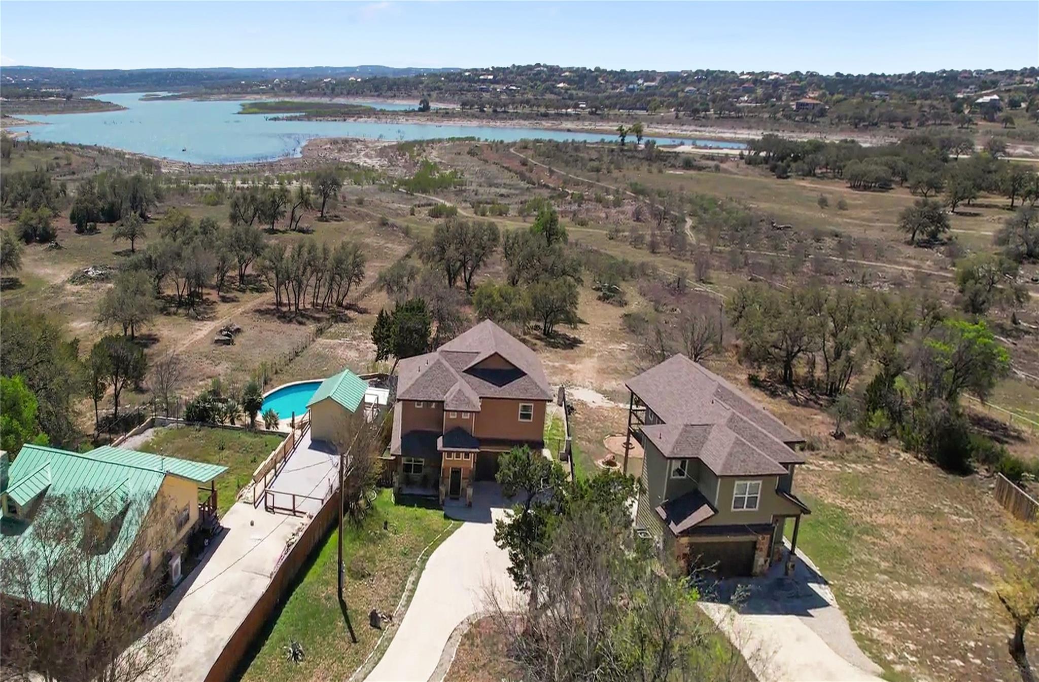 1748 Lakeshore Dr, Canyon Lake, TX 78133