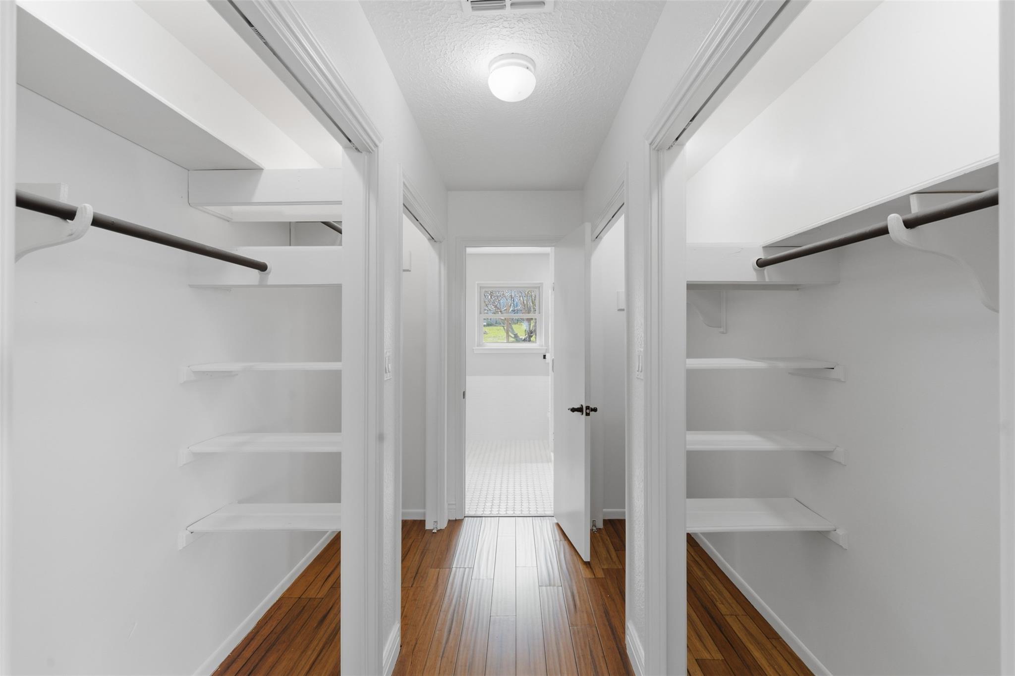 417 Oak Ridge Dr, San Marcos, TX 78666