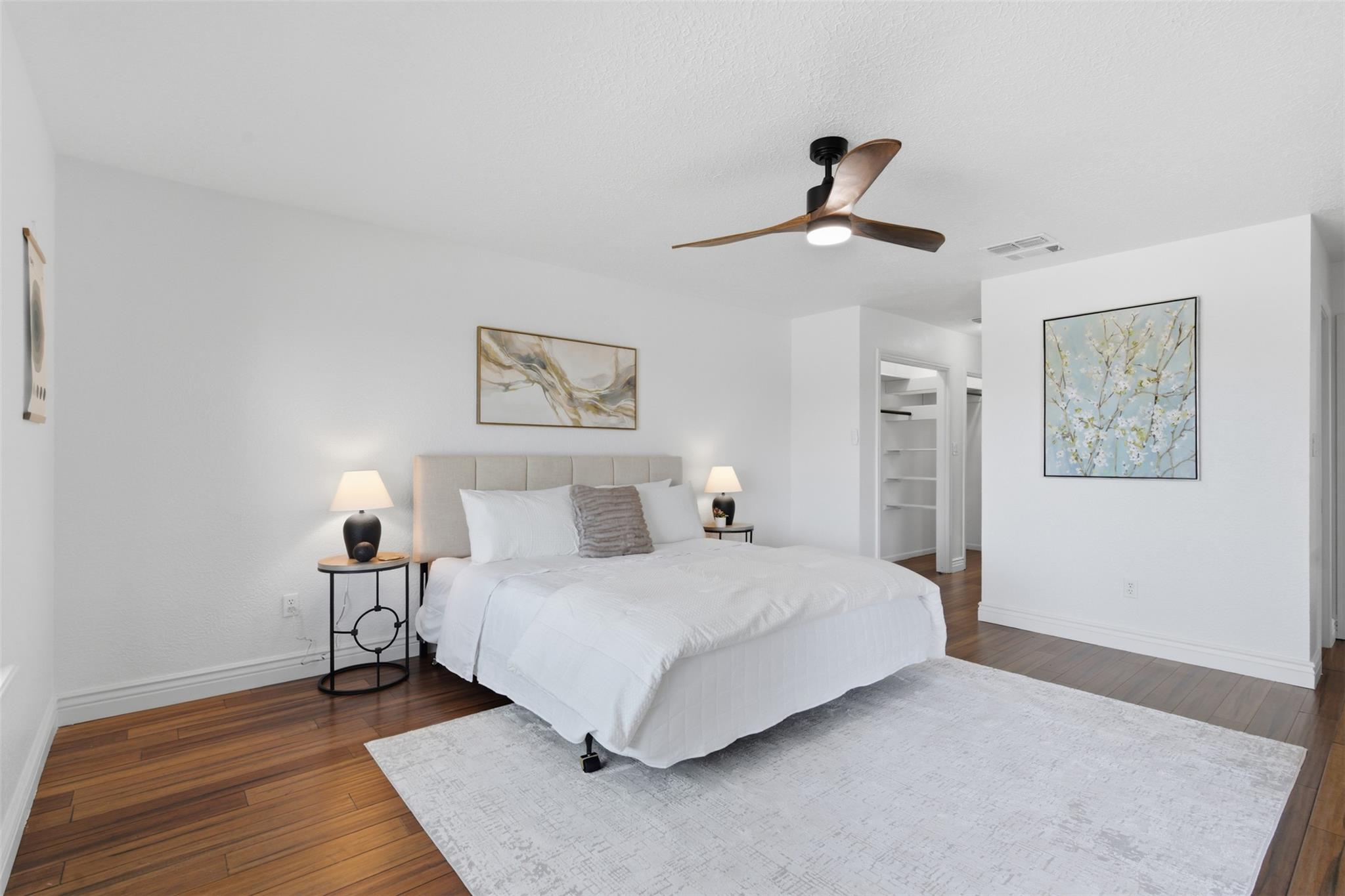 417 Oak Ridge Dr, San Marcos, TX 78666