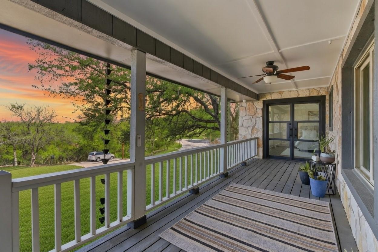 417 Oak Ridge Dr, San Marcos, TX 78666