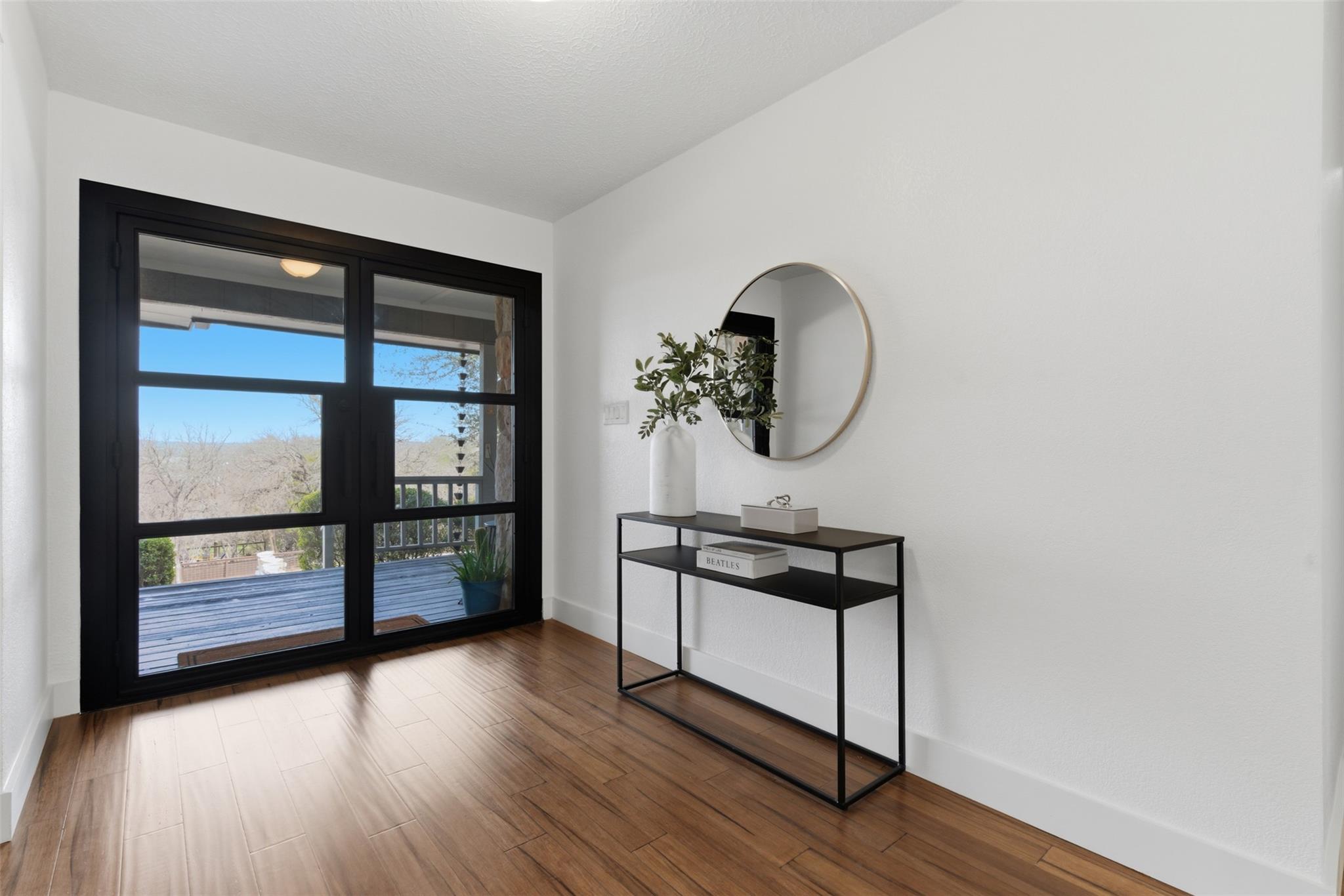 417 Oak Ridge Dr, San Marcos, TX 78666