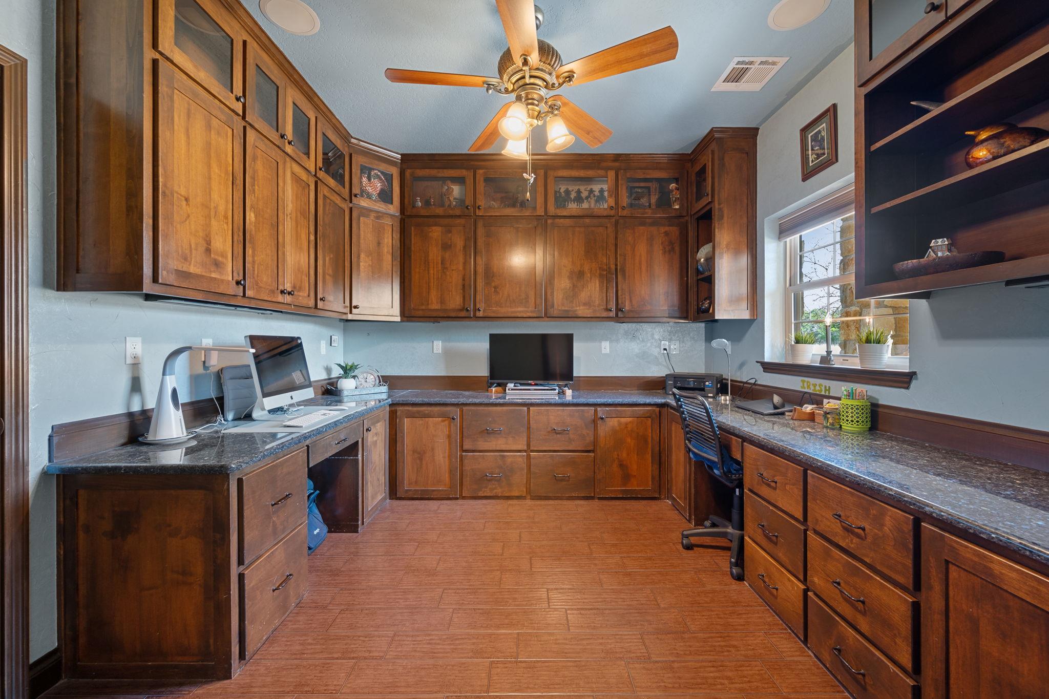 14049 Indian Bluff Rd, Temple, TX 76502