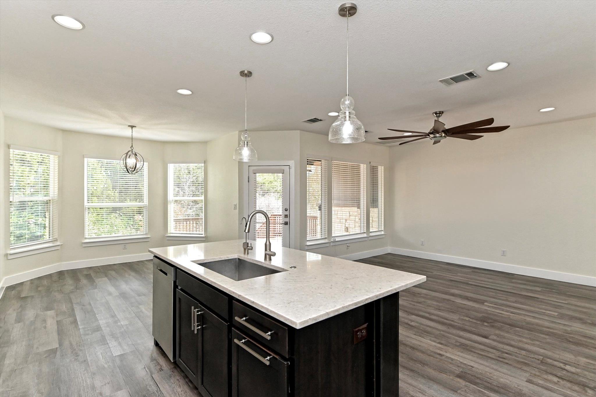 2903 Davis Cv, Lago Vista, TX 78645