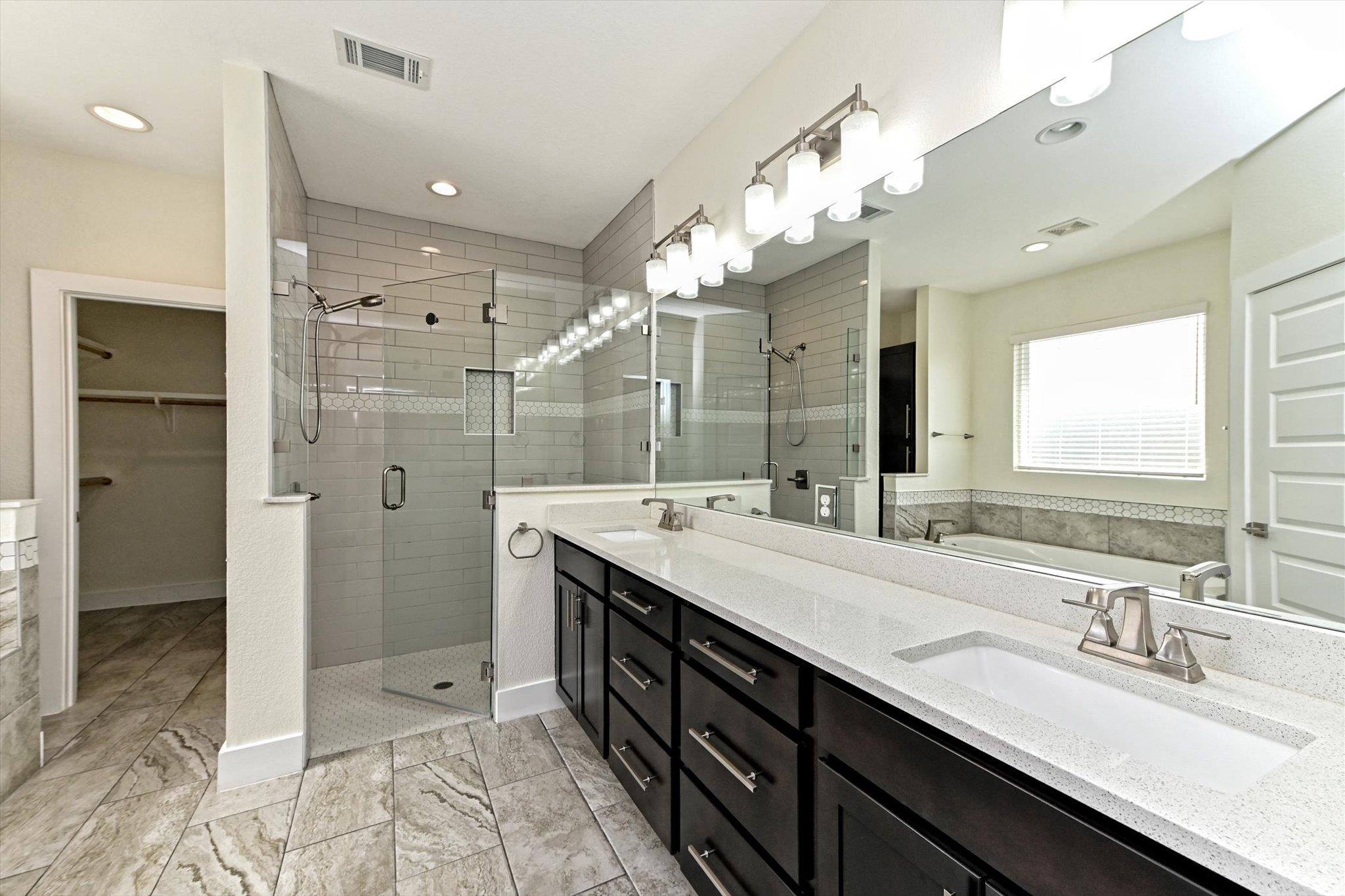 2903 Davis Cv, Lago Vista, TX 78645