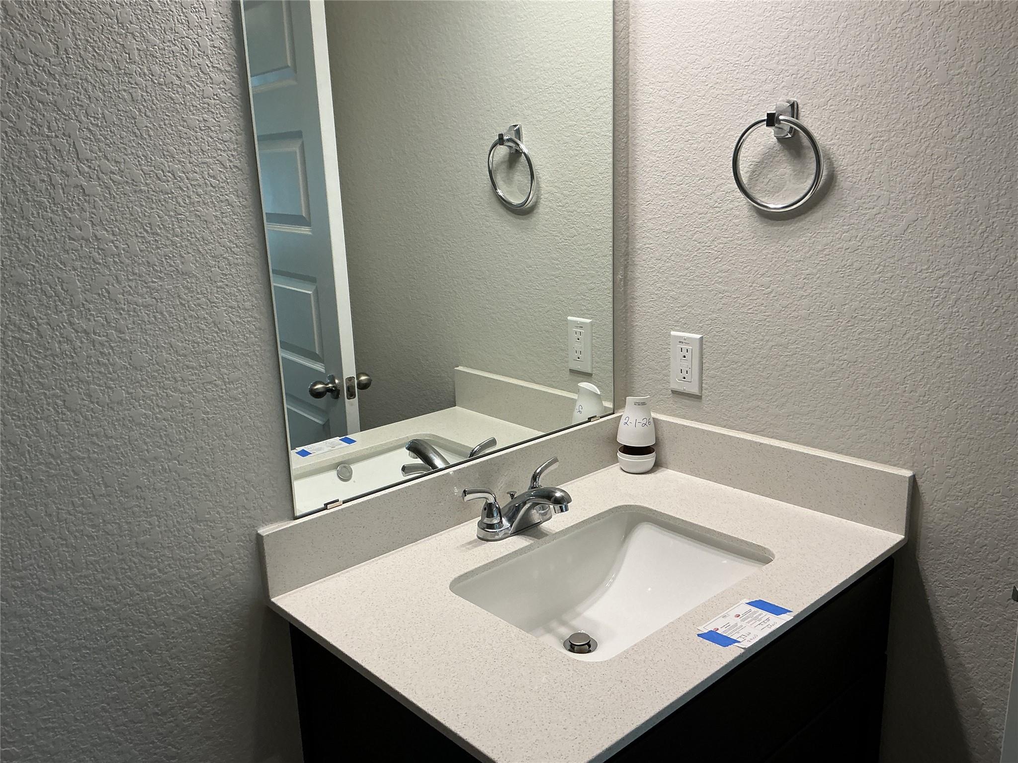 123 Bluestem Dr, Elgin, TX 78621