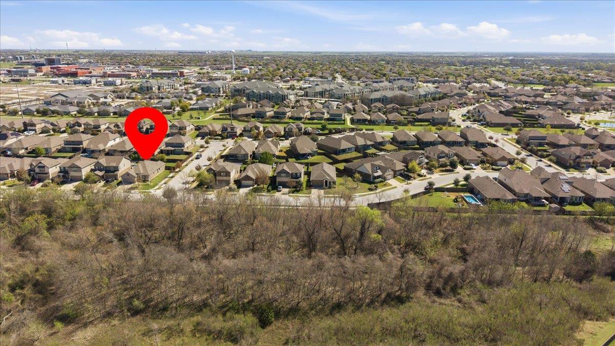 120 Cyril Dr, Hutto, TX 78634