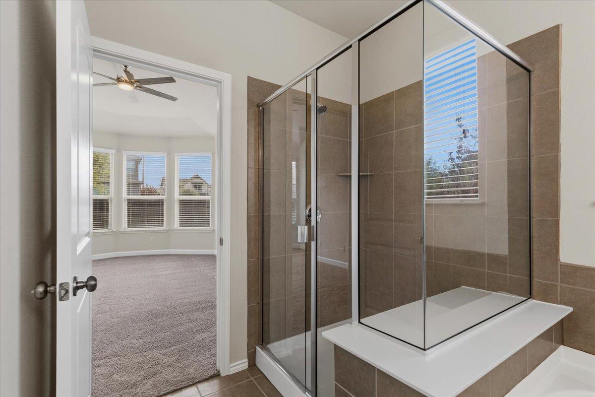 120 Cyril Dr, Hutto, TX 78634