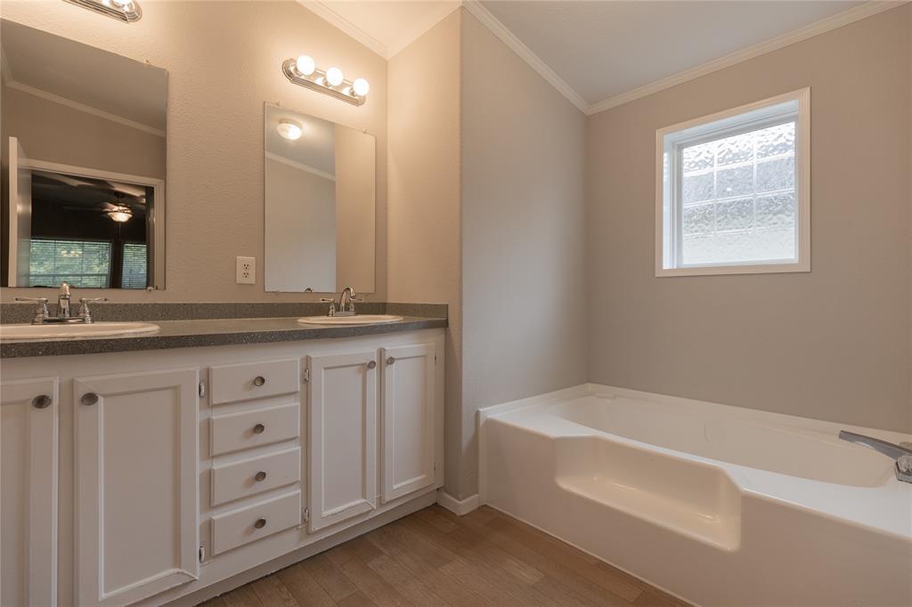 4612 Blue Meadow Dr, Austin, TX 78744