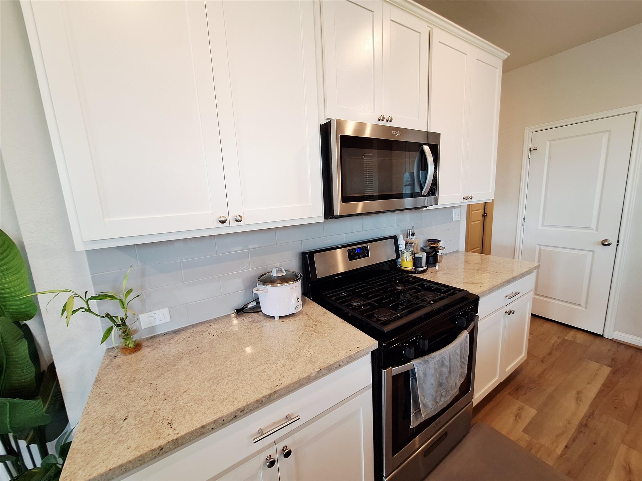 417 Dipprey Ln, Georgetown, TX 78628