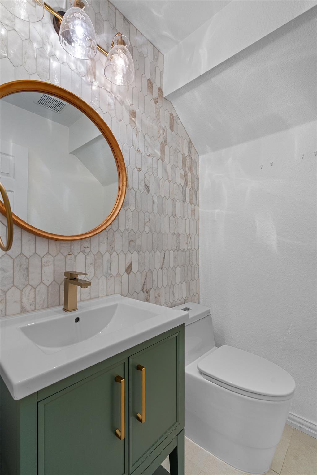 1712 Lynnville Trl, Austin, TX 78727