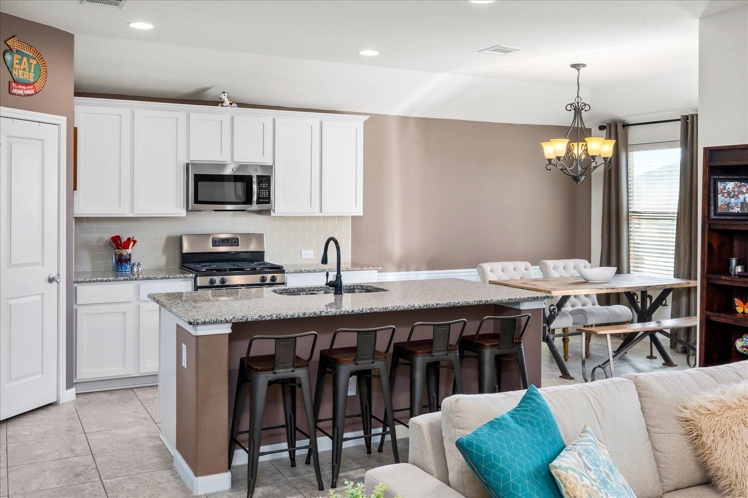 5813 Casstello Dr, Round Rock, TX 78665