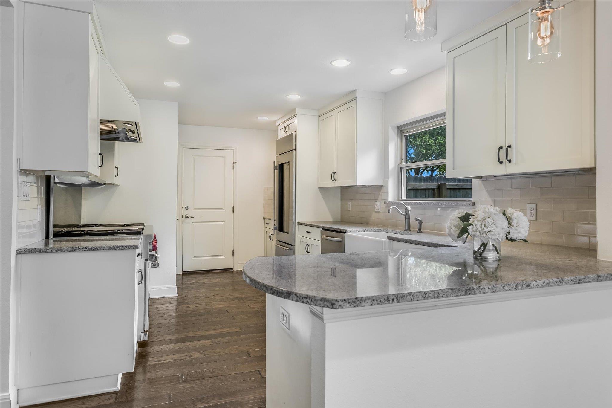 306 Briarwood Trl, Austin, TX 78746