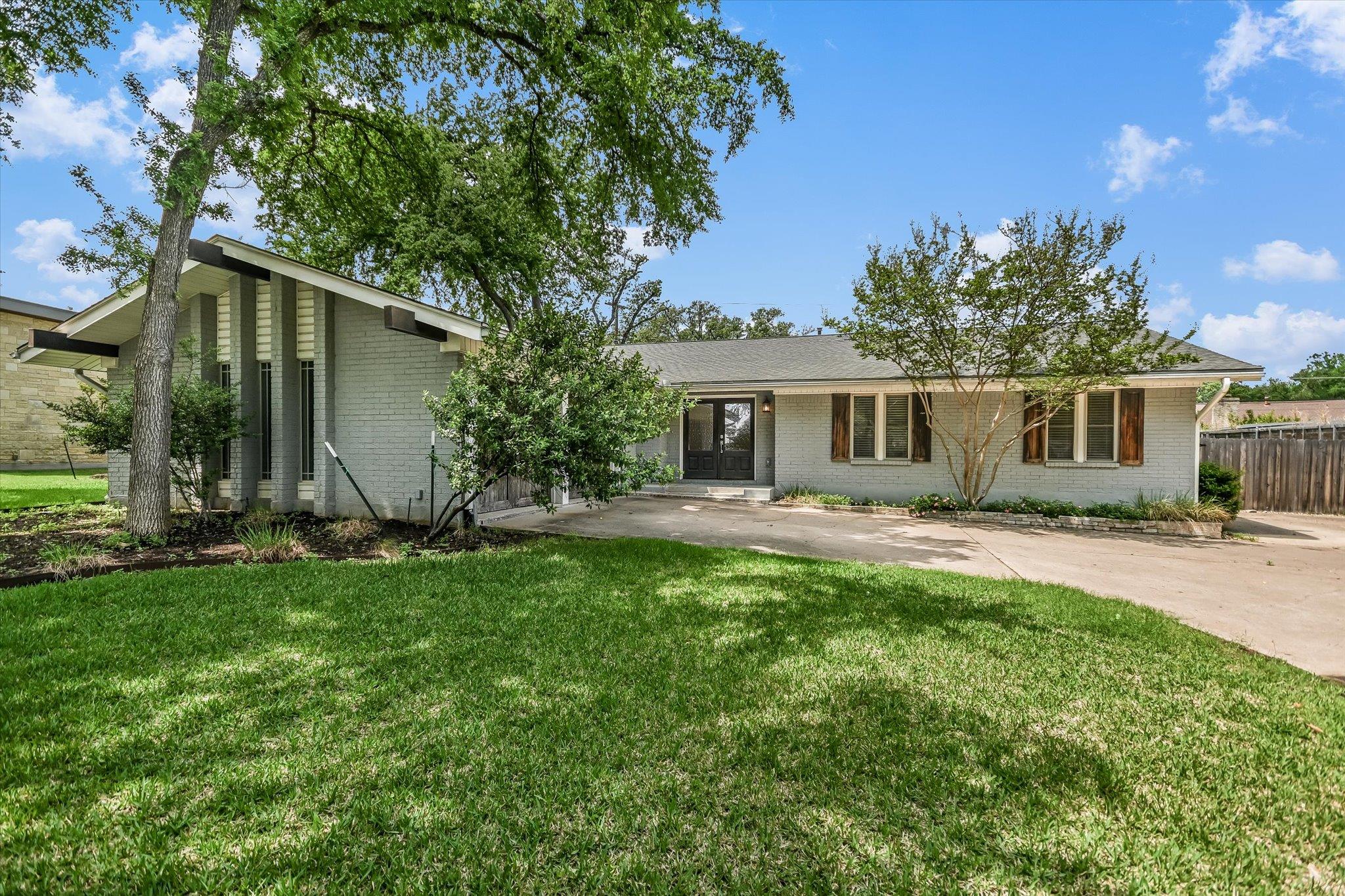 306 Briarwood Trl, Austin, TX 78746