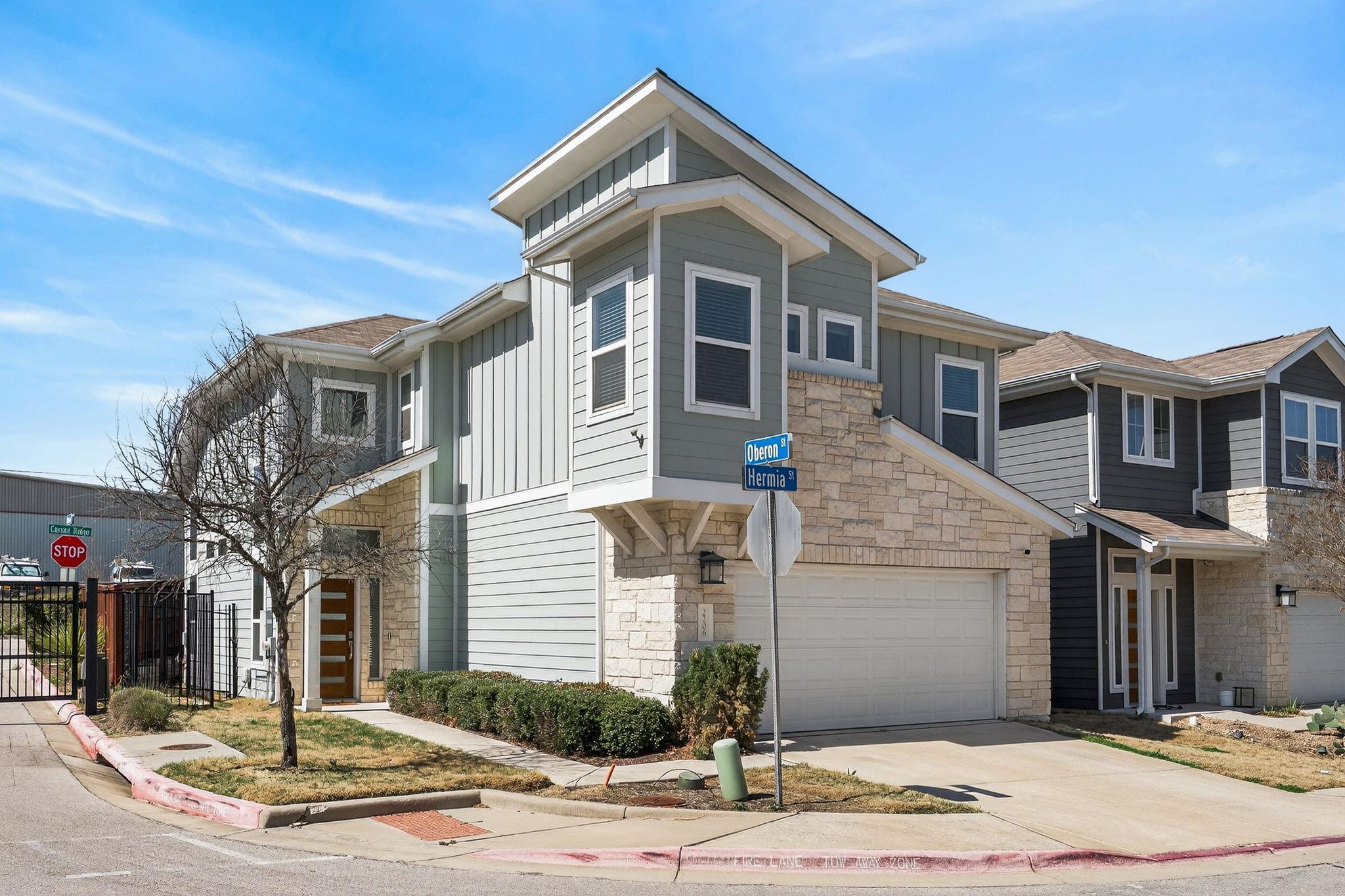 2206 Hermia St # 33, Austin, TX 78741