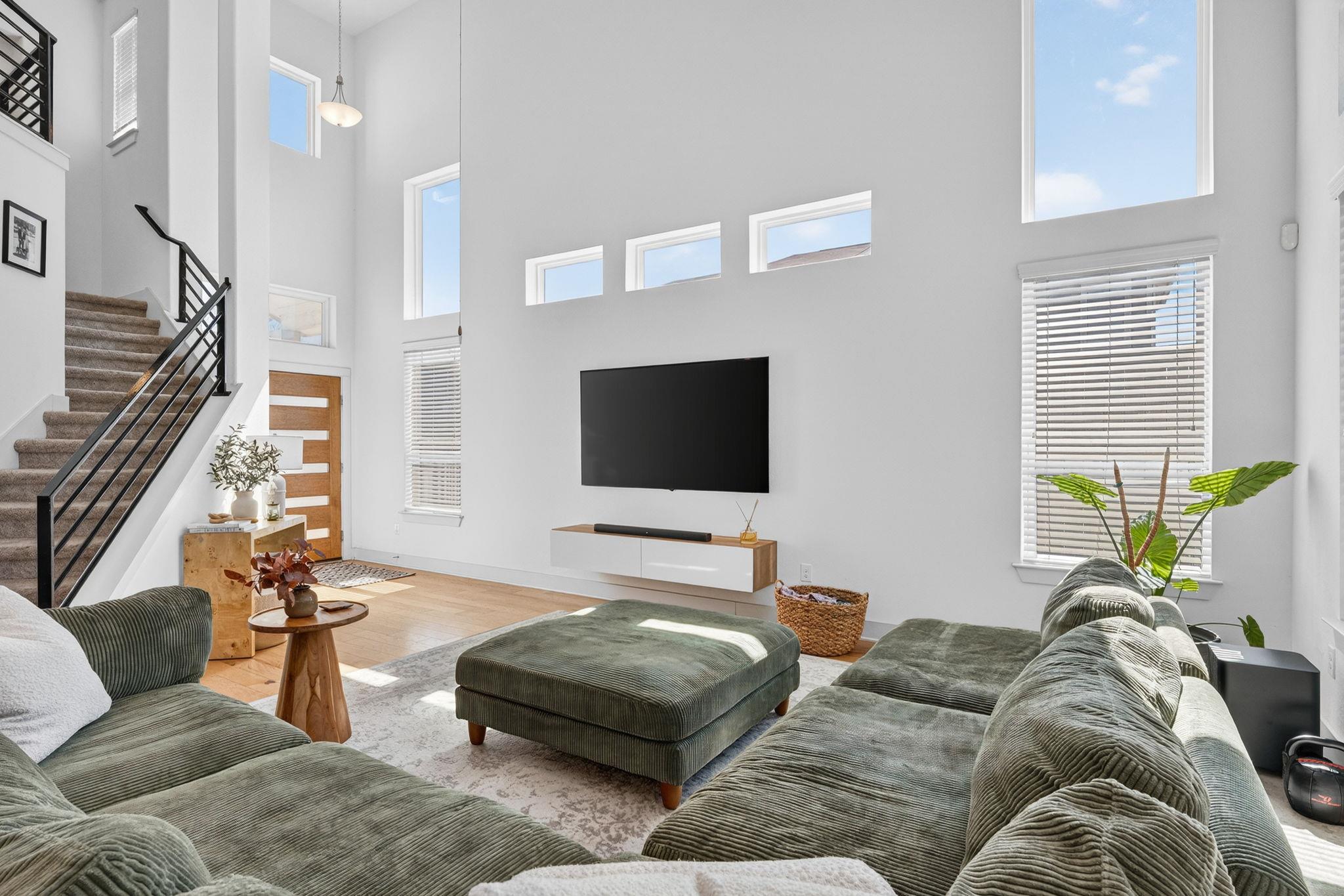 2206 Hermia St # 33, Austin, TX 78741