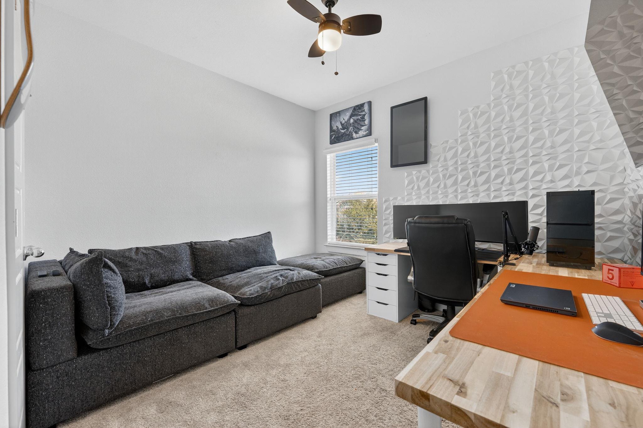 2206 Hermia St # 33, Austin, TX 78741