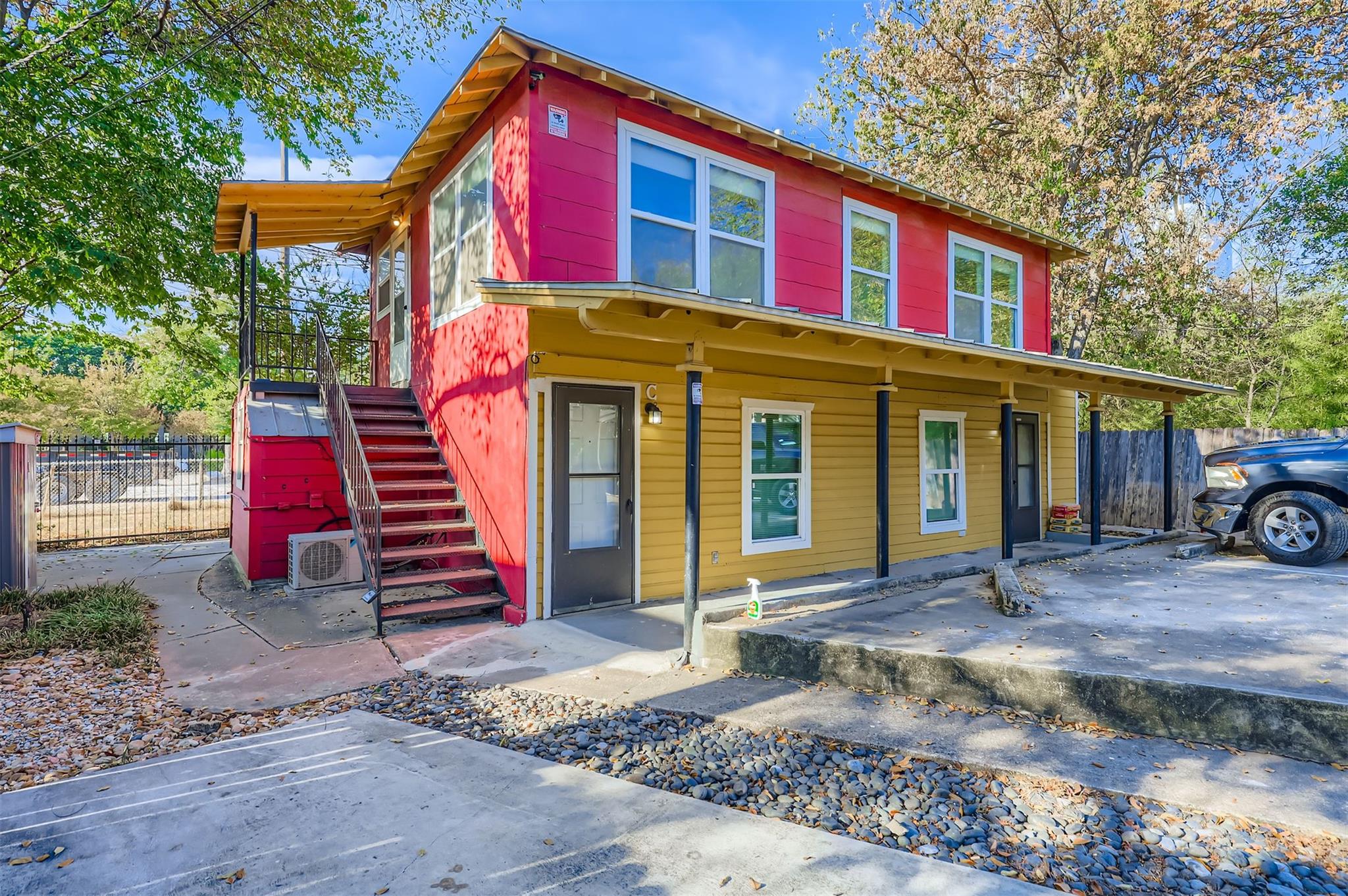 1013 E 3rd St # B, Austin, TX 78702
