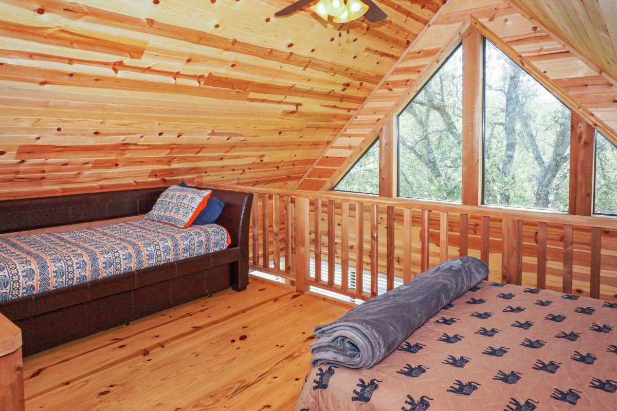 931 Sycamore Creek Dr, Dripping Springs, TX 78620