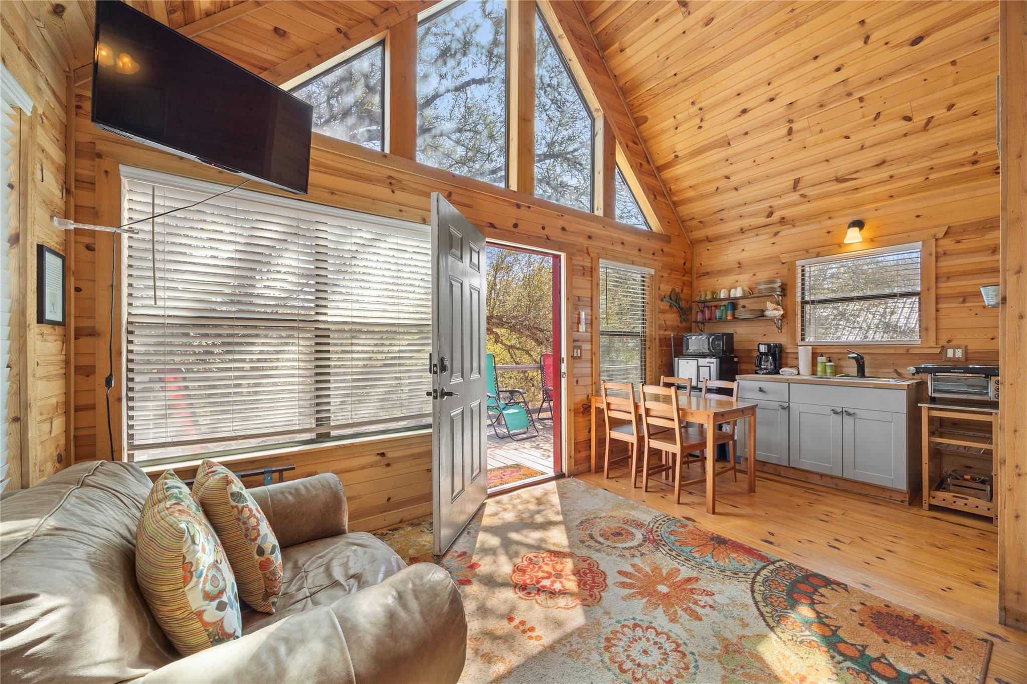 931 Sycamore Creek Dr, Dripping Springs, TX 78620