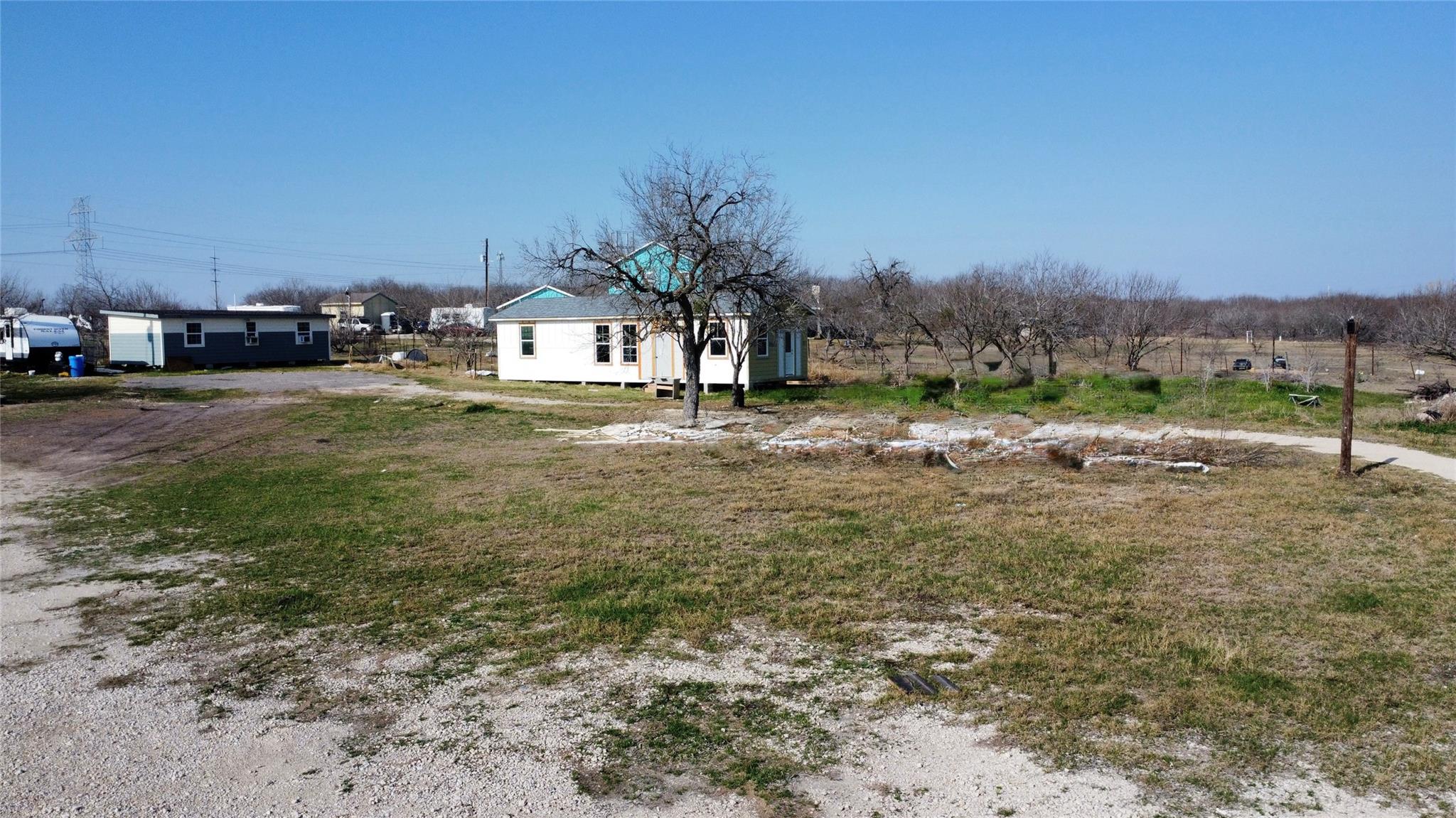 3130 Homannville Trl, Lockhart, TX 78644