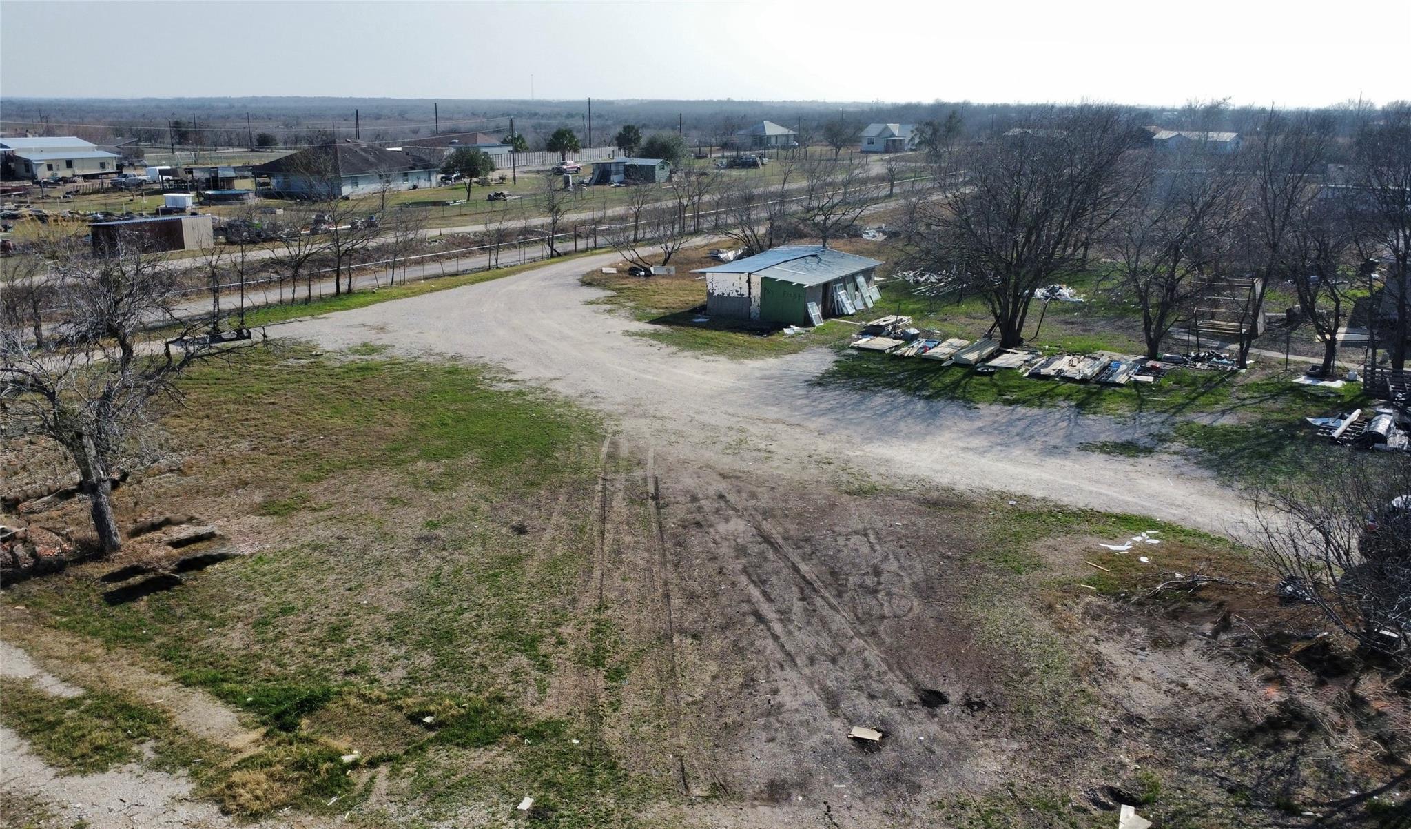 3130 Homannville Trl, Lockhart, TX 78644