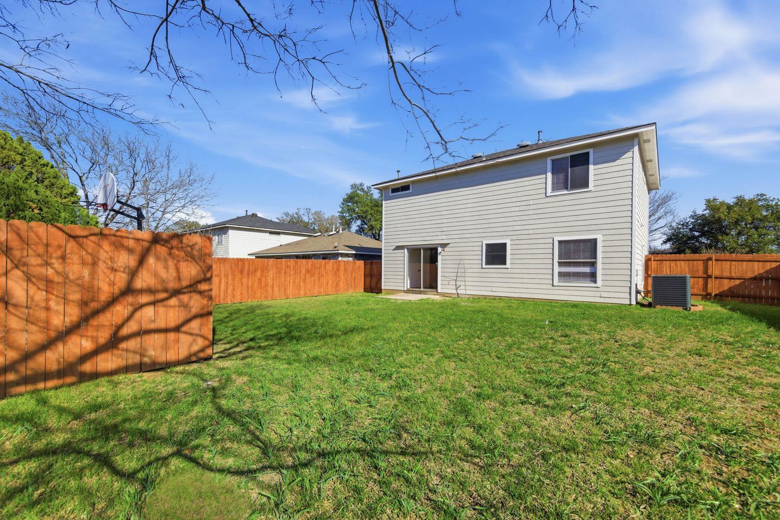 13800 Spring Heath Rd, Pflugerville, TX 78660