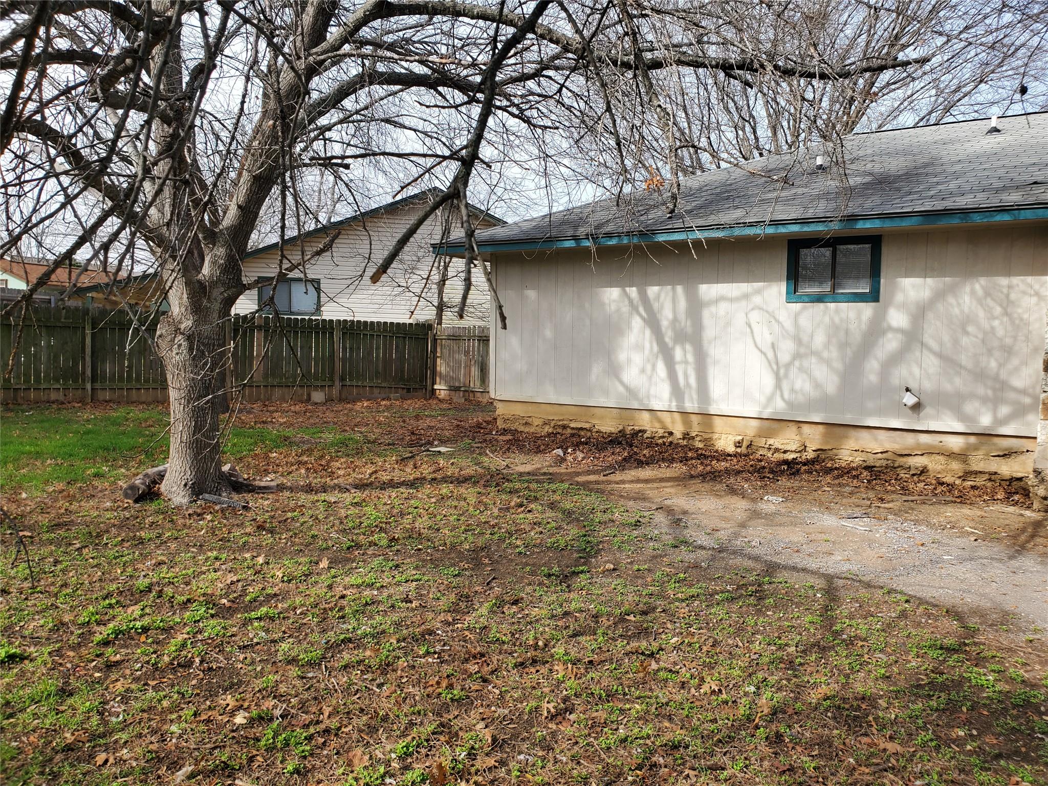 907 Fairway Green Cv, Round Rock, TX 78664