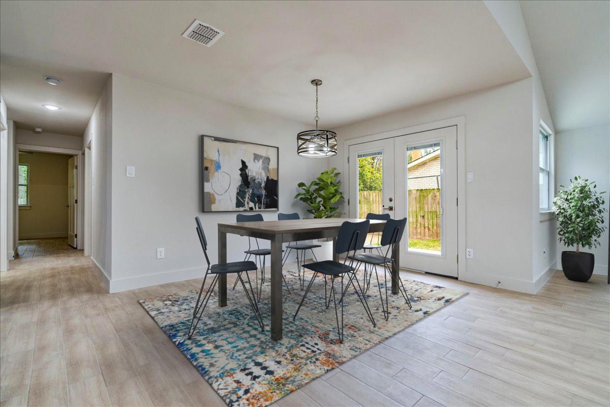 11207 Sage Hollow Dr, Austin, TX 78758