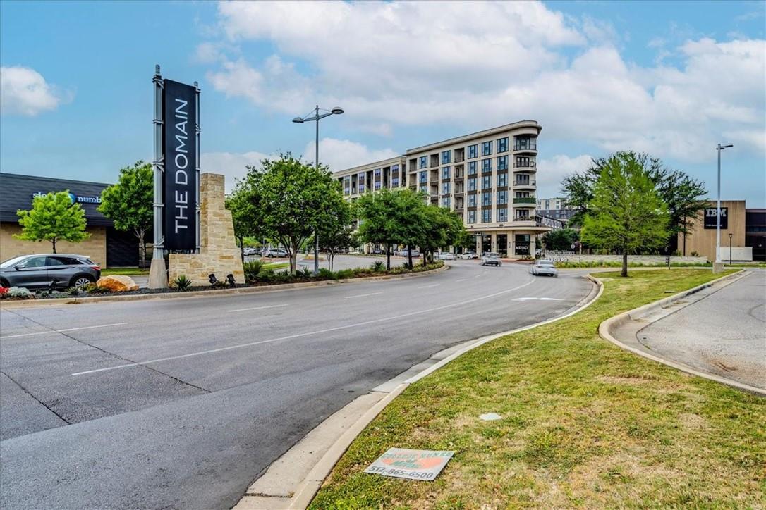 11207 Sage Hollow Dr, Austin, TX 78758