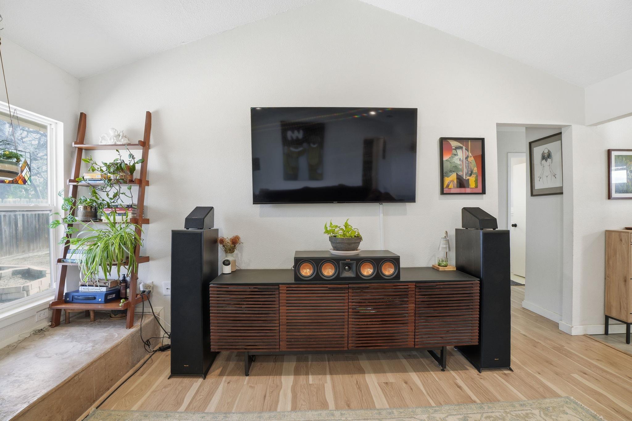 10305 Golden Quail Dr, Austin, TX 78758