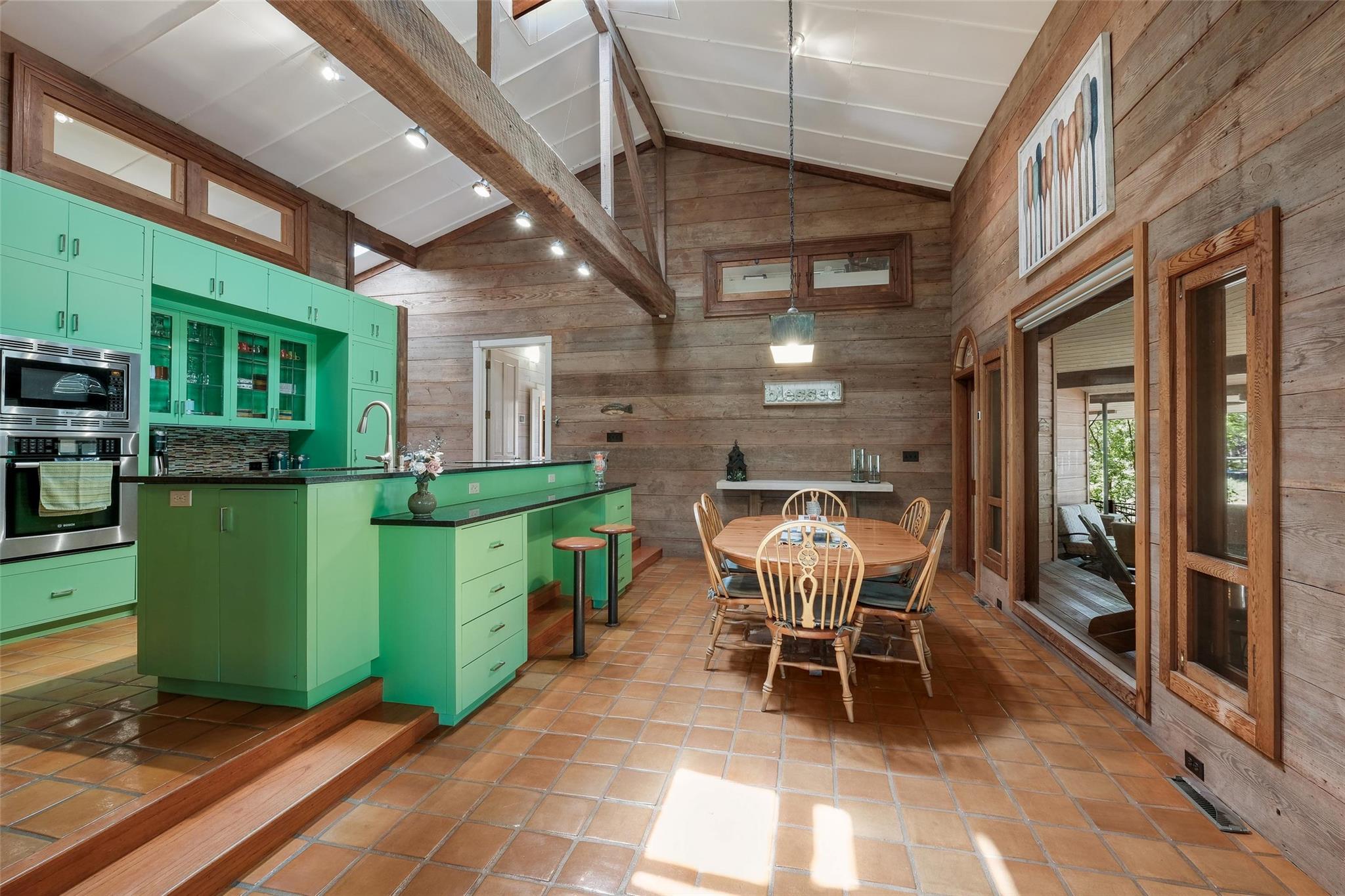 200 Turtle Ln, Seguin, TX 78155