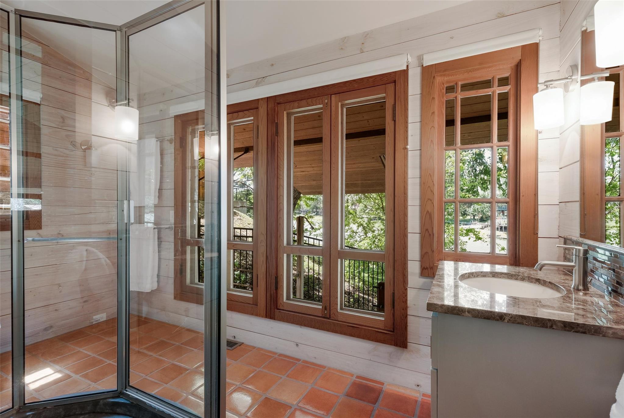 200 Turtle Ln, Seguin, TX 78155