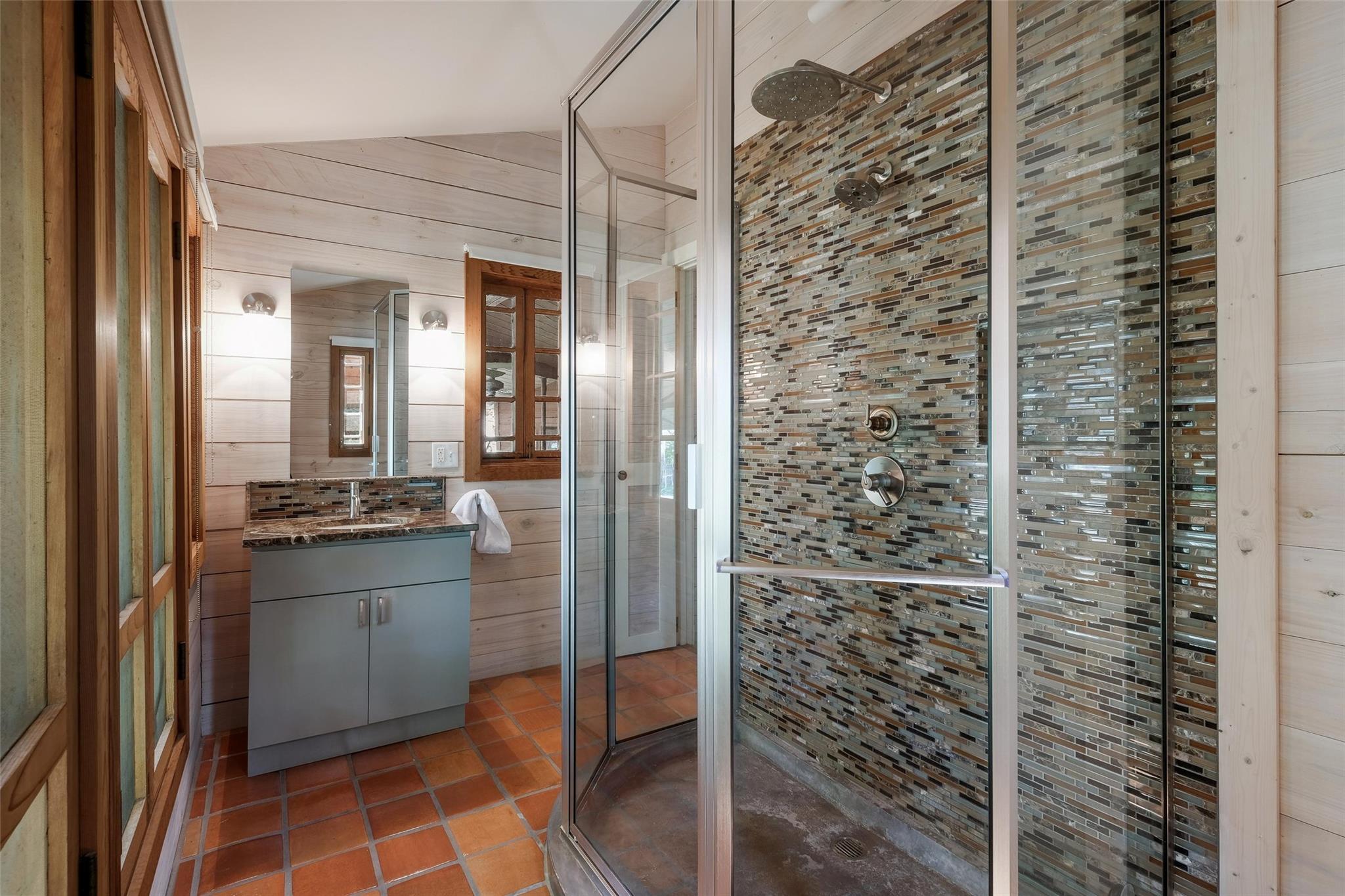 200 Turtle Ln, Seguin, TX 78155