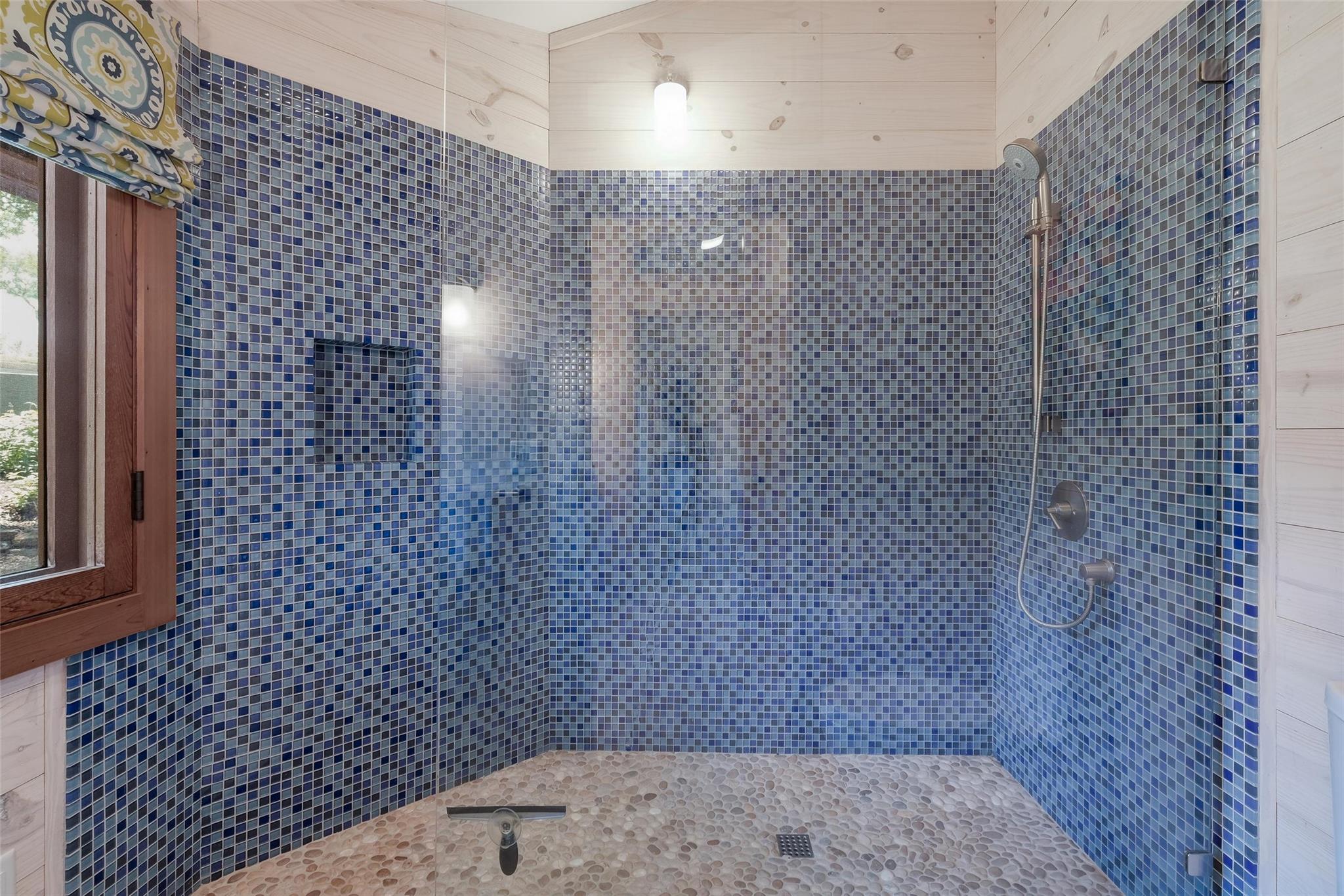 200 Turtle Ln, Seguin, TX 78155