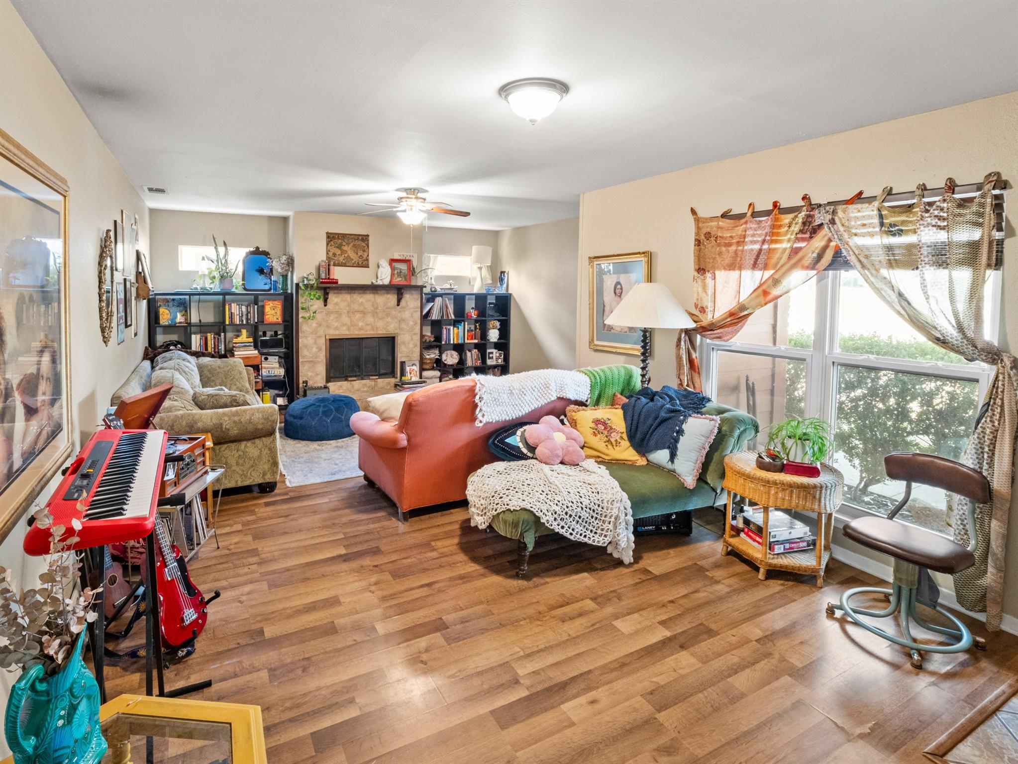 1011 Chesapeake Dr, Austin, TX 78758