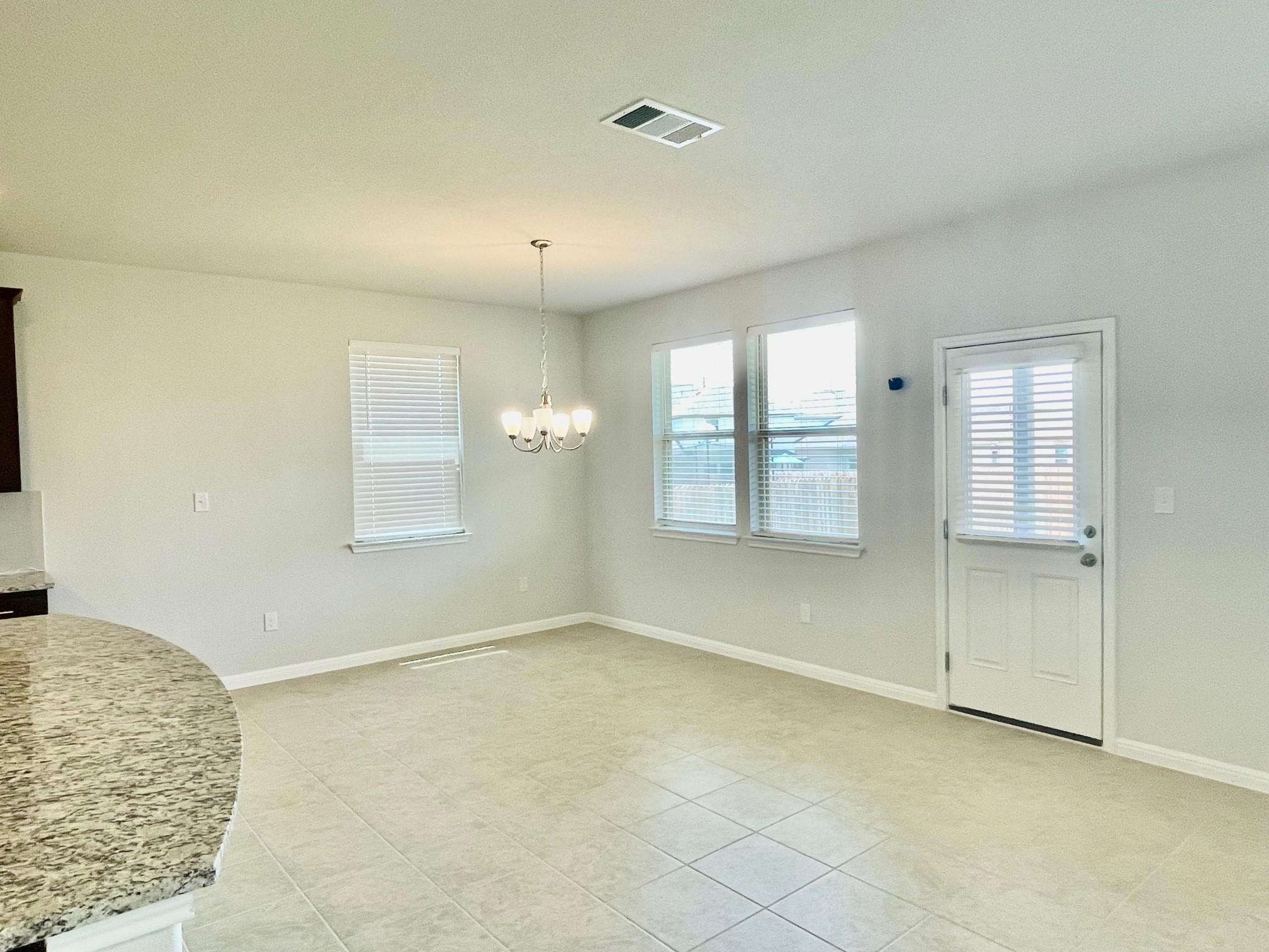 516 Betty Ann Way, Leander, TX 78641