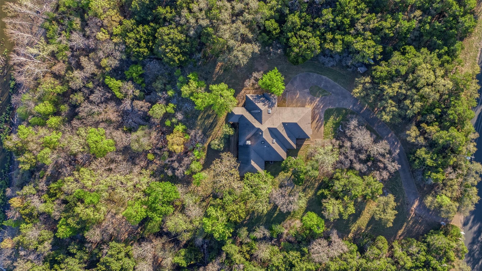 144 Woodland Trl, Leander, TX 78641