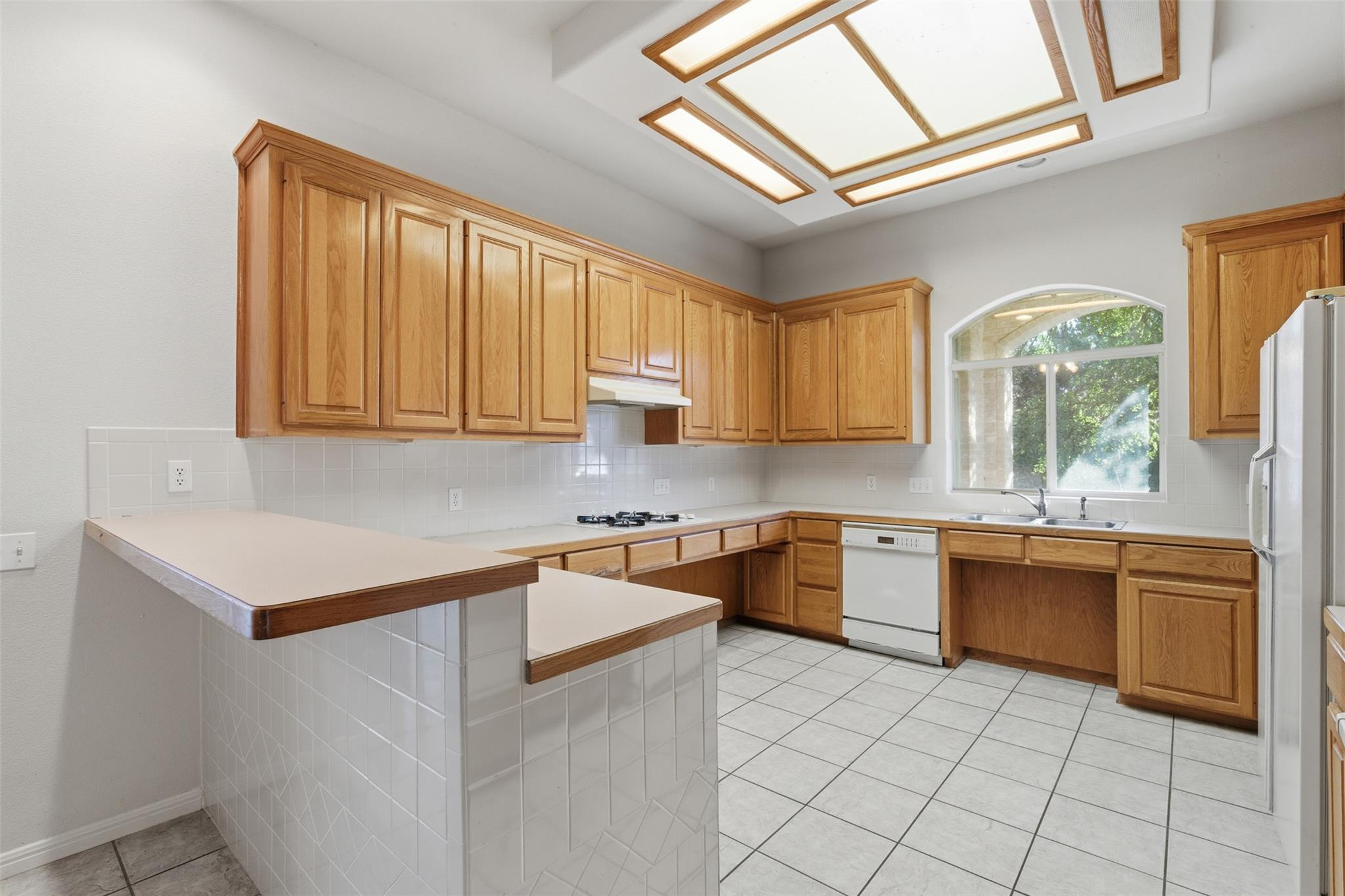 144 Woodland Trl, Leander, TX 78641