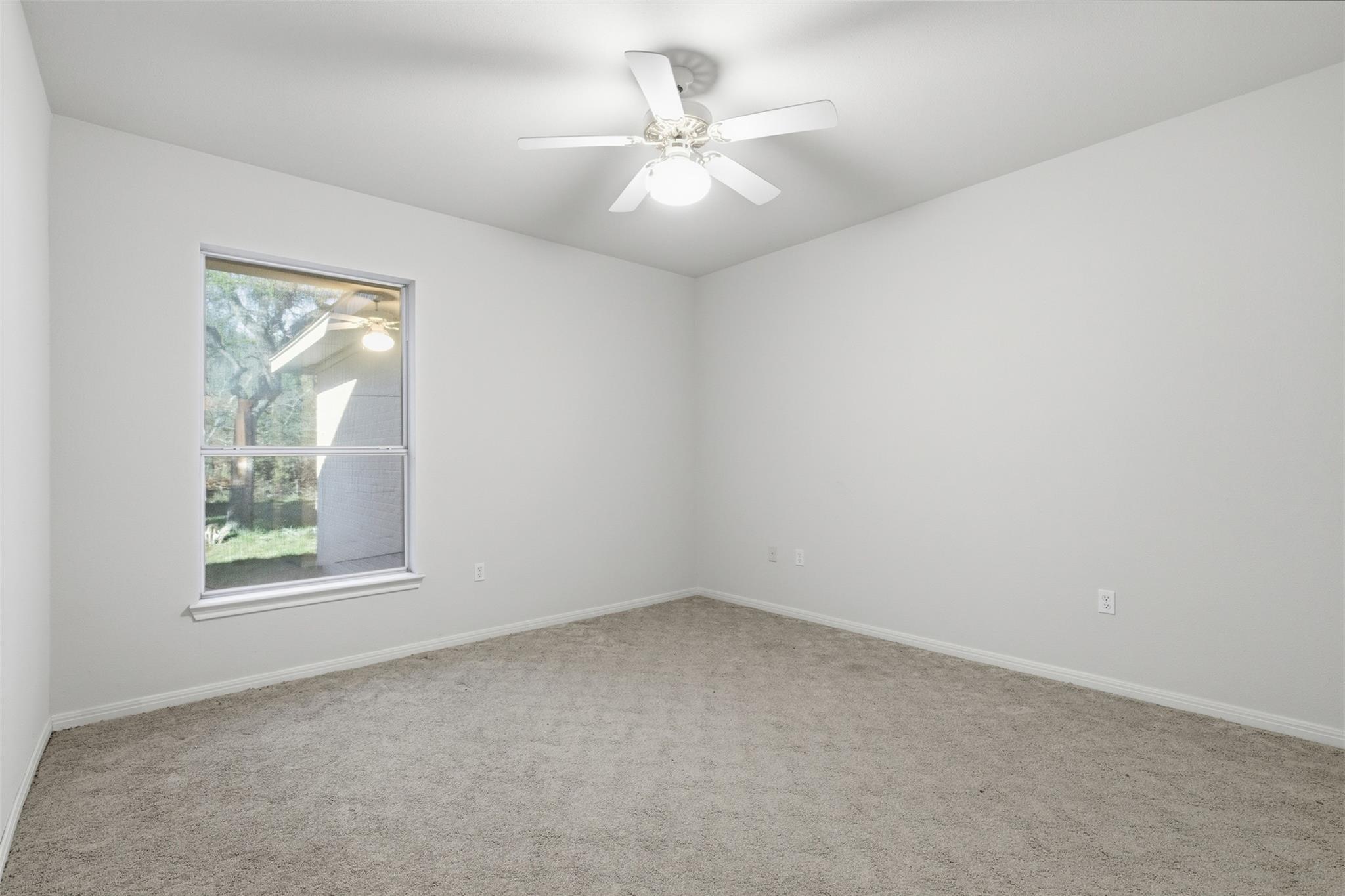 144 Woodland Trl, Leander, TX 78641