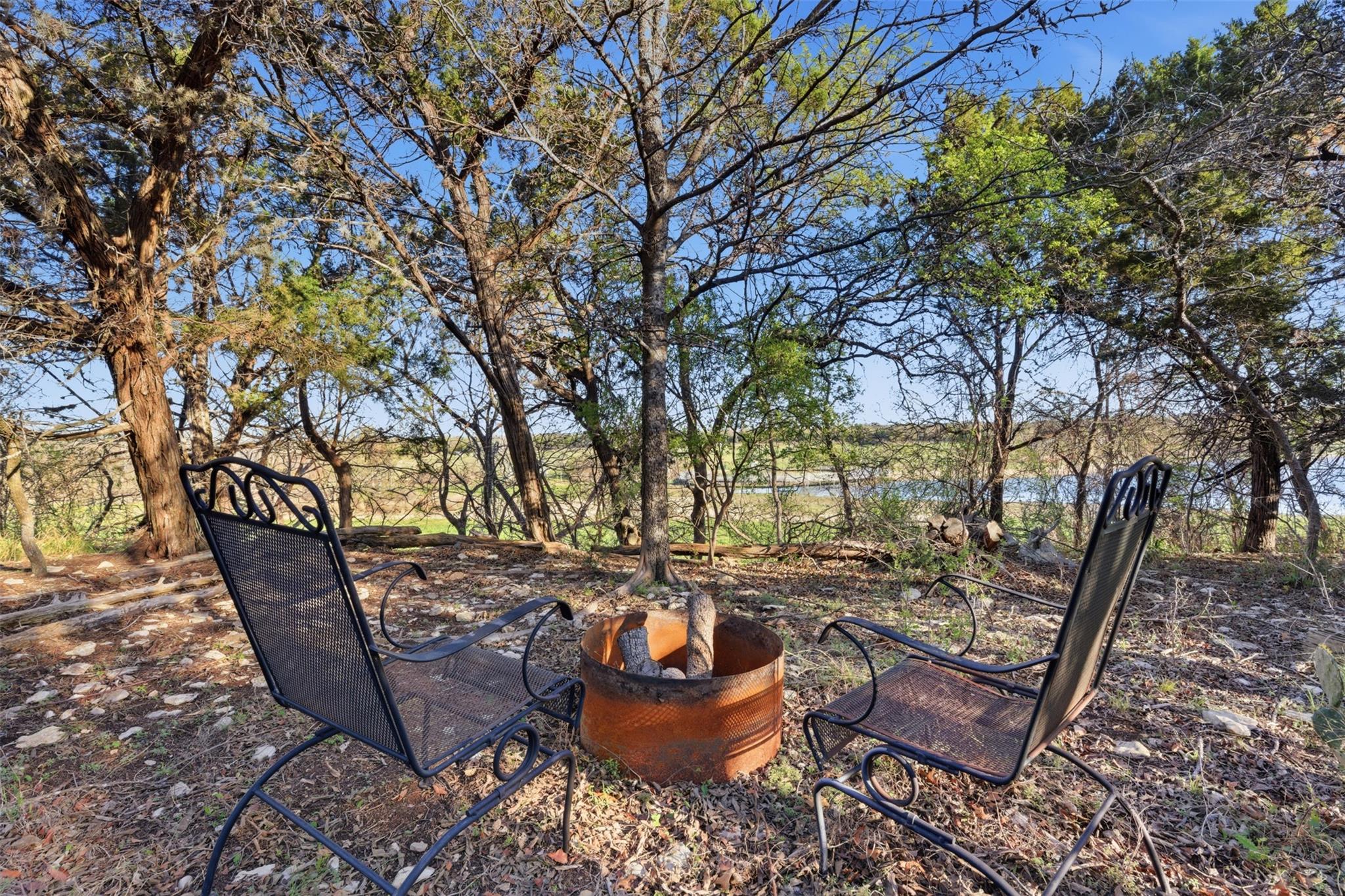 144 Woodland Trl, Leander, TX 78641